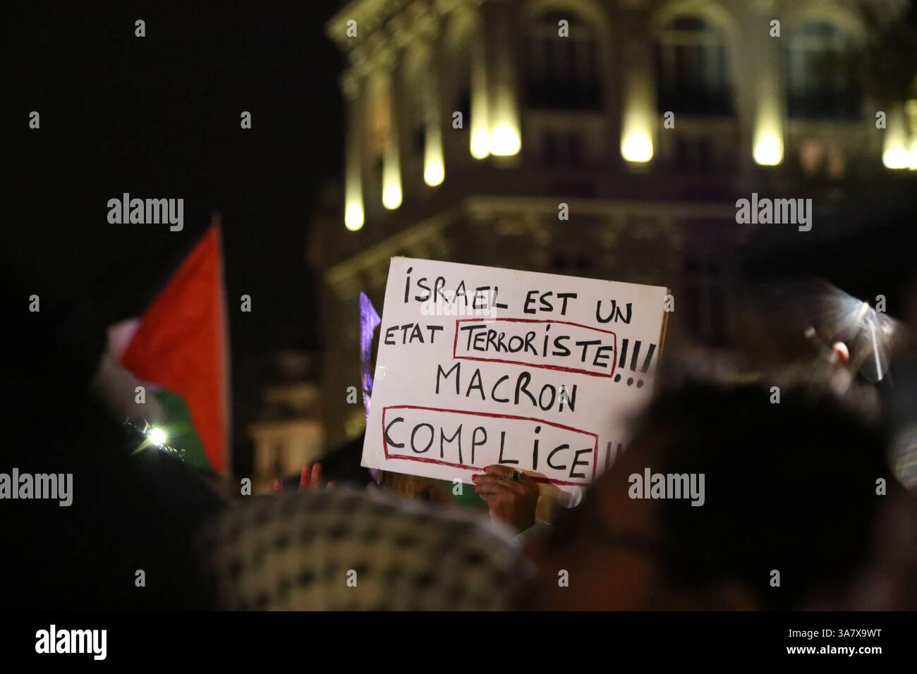 Pro-Palestine rally authorized in Paris: activists supporting the Palestinian cause demonstrated at Republique to call for  a ceasefire in Gaza Stock Photo