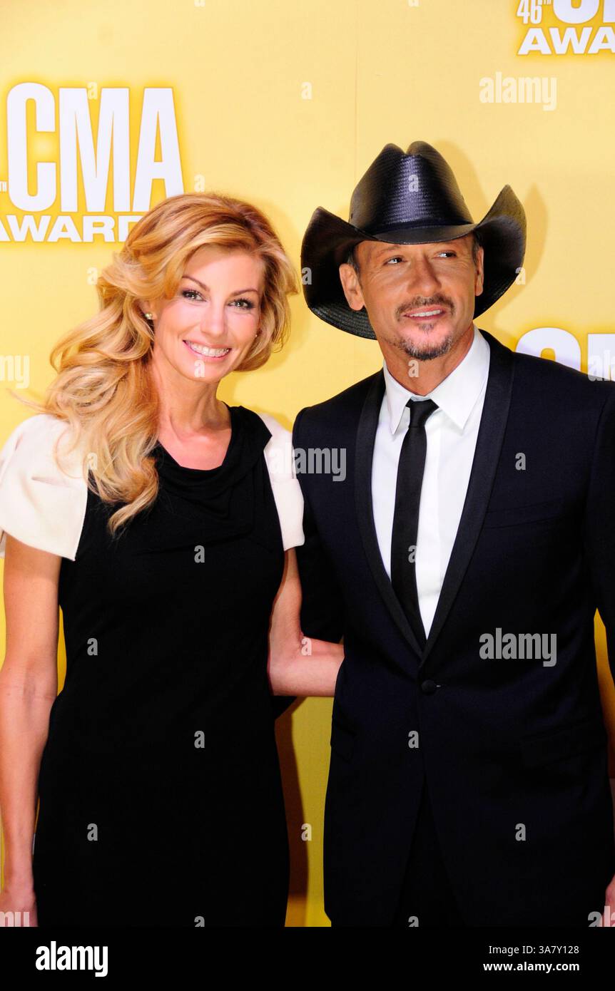 Mike Strasinger Tim mcgraw 2012 awards hi-res stock photography and images - Alamy