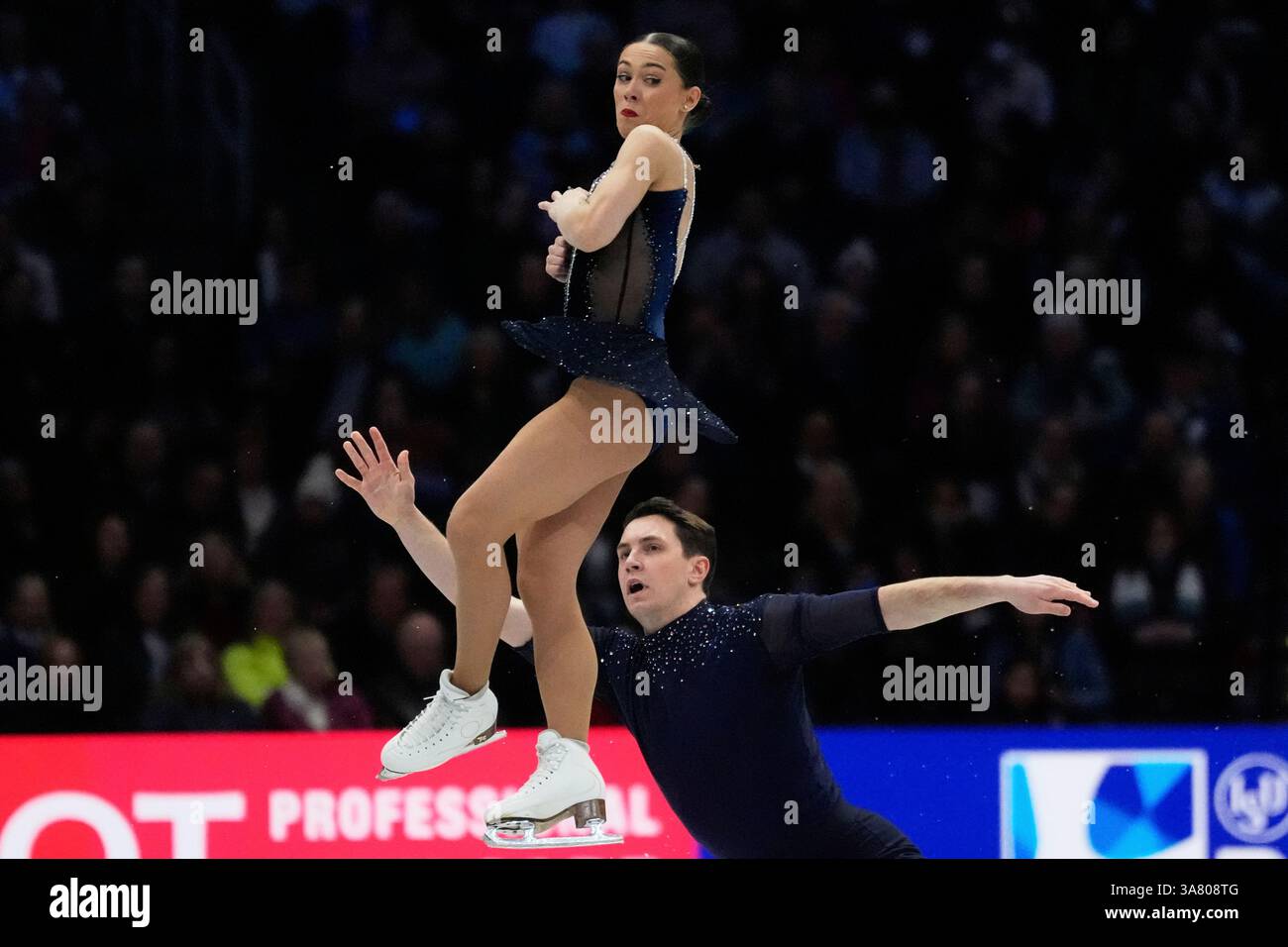 Luke Digby Anastasia Vaipan-Law and Luke Digby, of Great Britain, perform during ...