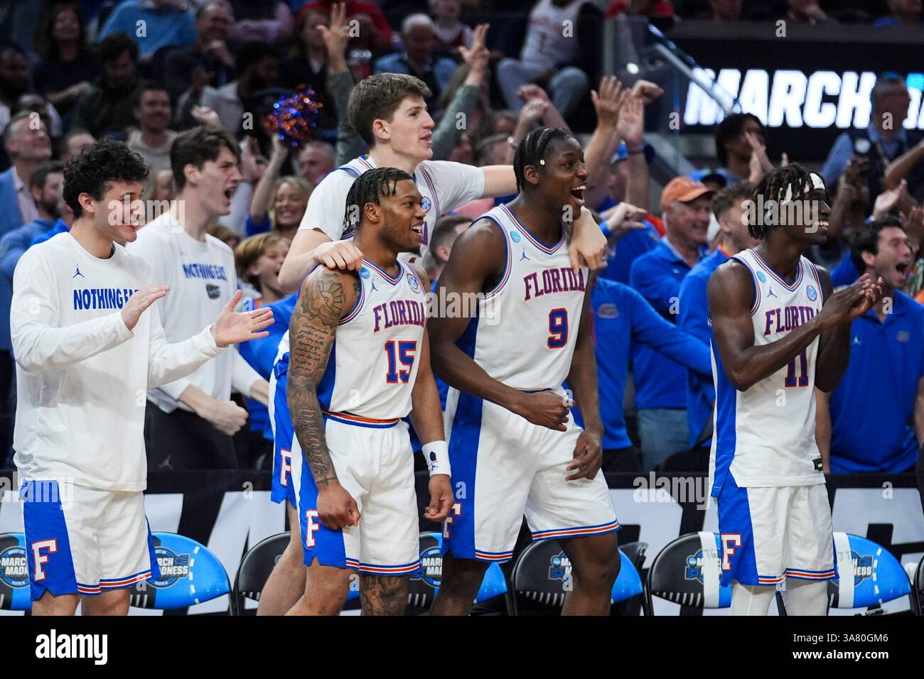 Florida players react on the bench during the second half in the Sweet ...