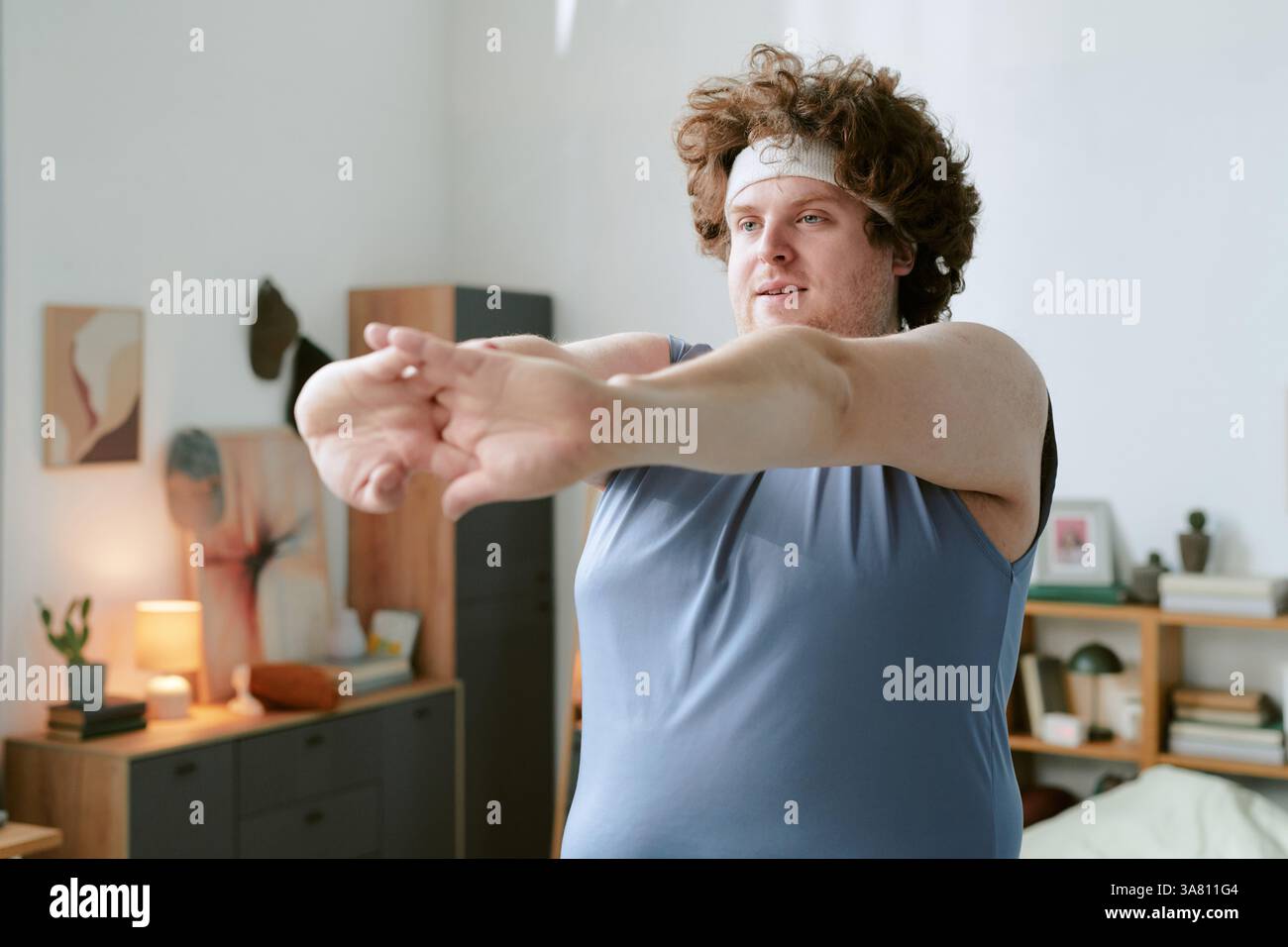 Exercise for arms hi-res stock photography and images - Alamy