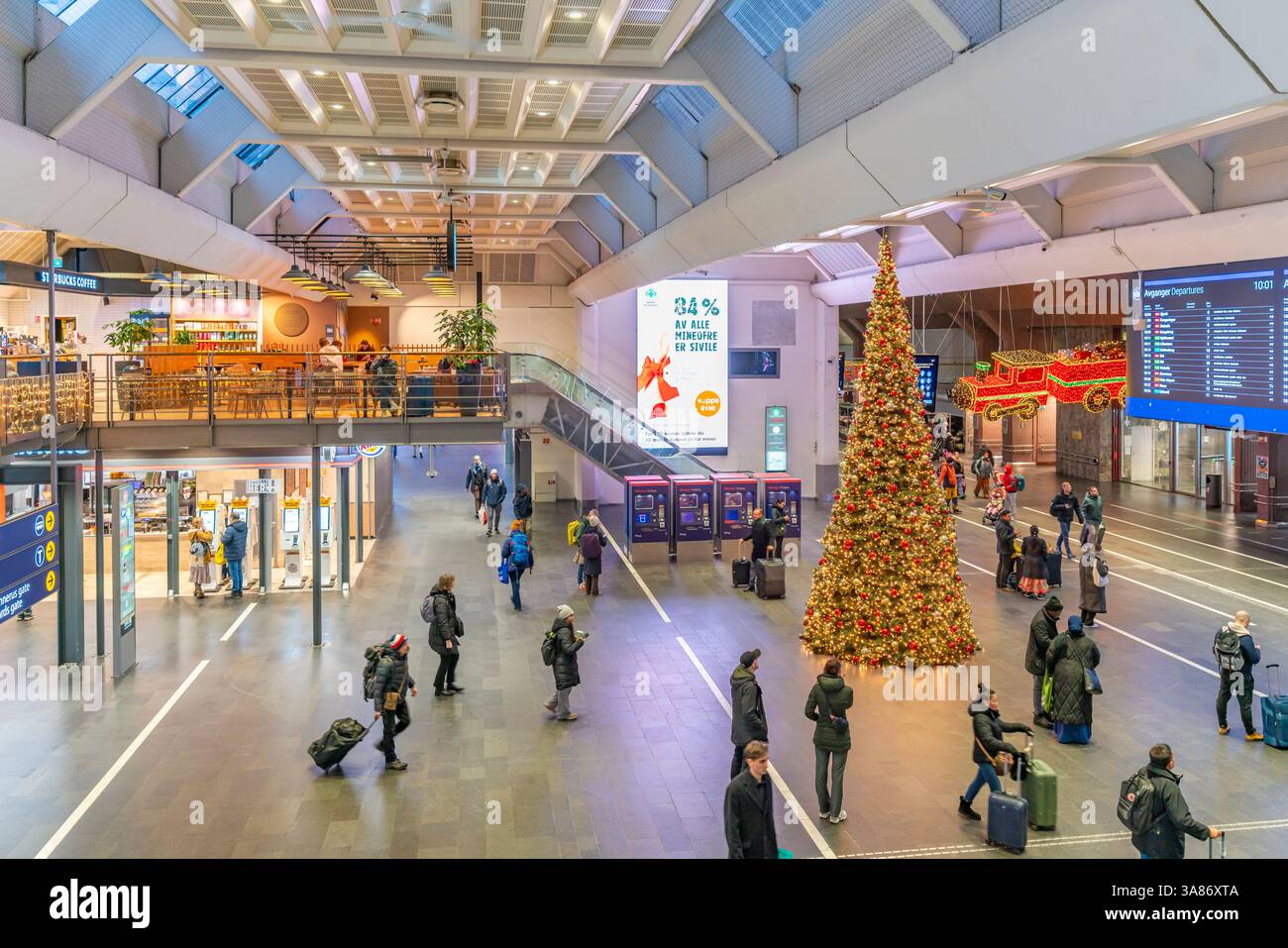 View of interior of Oslo Central Station at Christmas, Oslo, Norway, Scandinavia Stock Photo