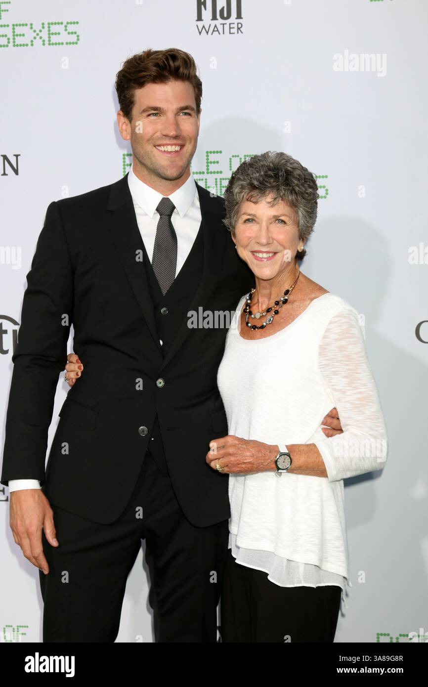 September 16, 2017 - Westwood, CA, USA - LOS ANGELES - SEP 16:  Austin Stowell, Elizabeth Stowell at the ''Battle of the Sexes'' LA Premiere at the Village Theater on September 16, 2017 in Westwood, CA  (Credit Image: © Kathy Hutchins via ZUMA Wire) Stock Photo