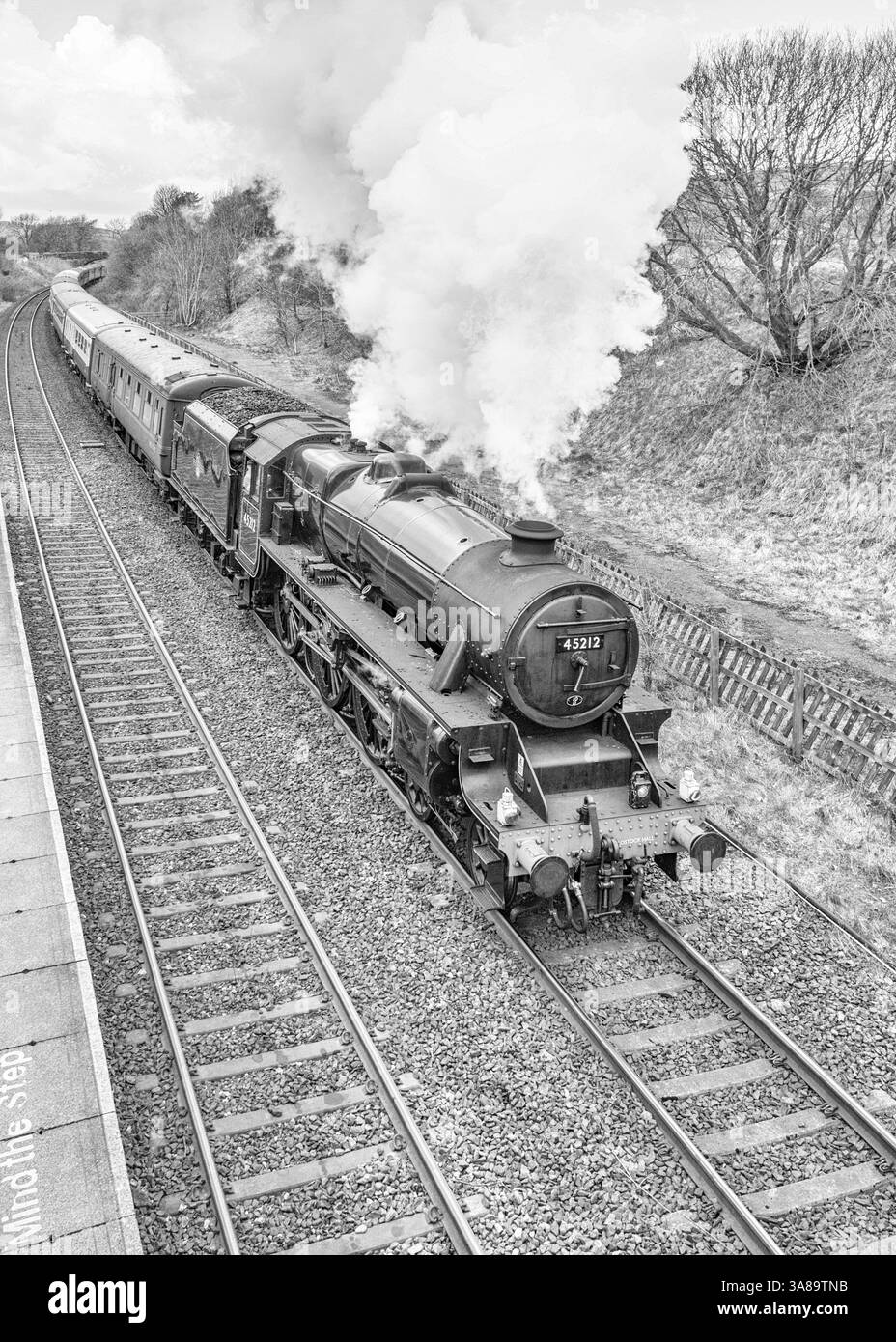LMS Class 5MT 45212 Black Five steam locomotive passing through Long ...