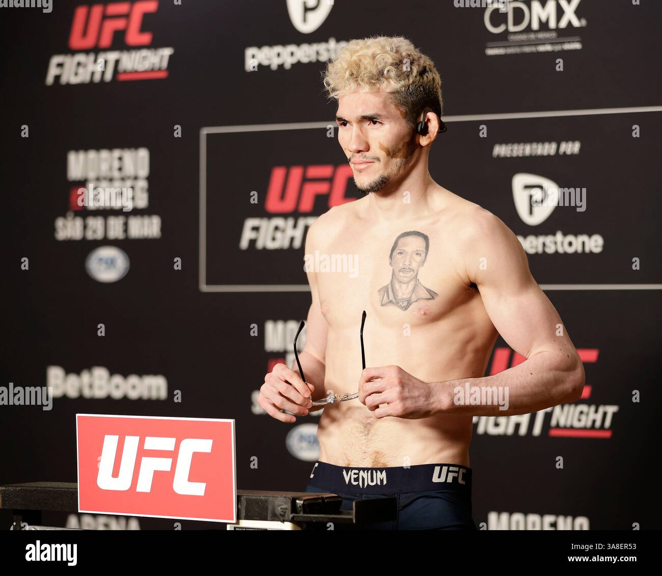 Mexico City, Mexico, MEX. 28th Mar, 2025. poses on the scale during official weigh-ins for UFC Fight Night Mexico City at the InternContinental Mexico City hotel in Mexico City, MX. (Credit Image: © Alejandro Salazar/ZUMA Press Wire) EDITORIAL USAGE ONLY! Not for Commercial USAGE! Stock Photo