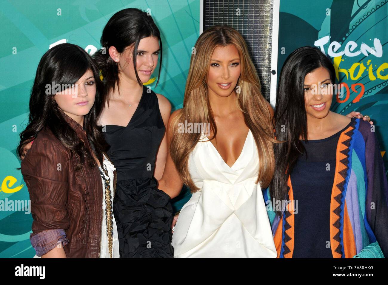 Kendall jenner kylie jenner 2009 hi-res stock photography Kendall jenner kylie jenner 2009 hi-res stock photography