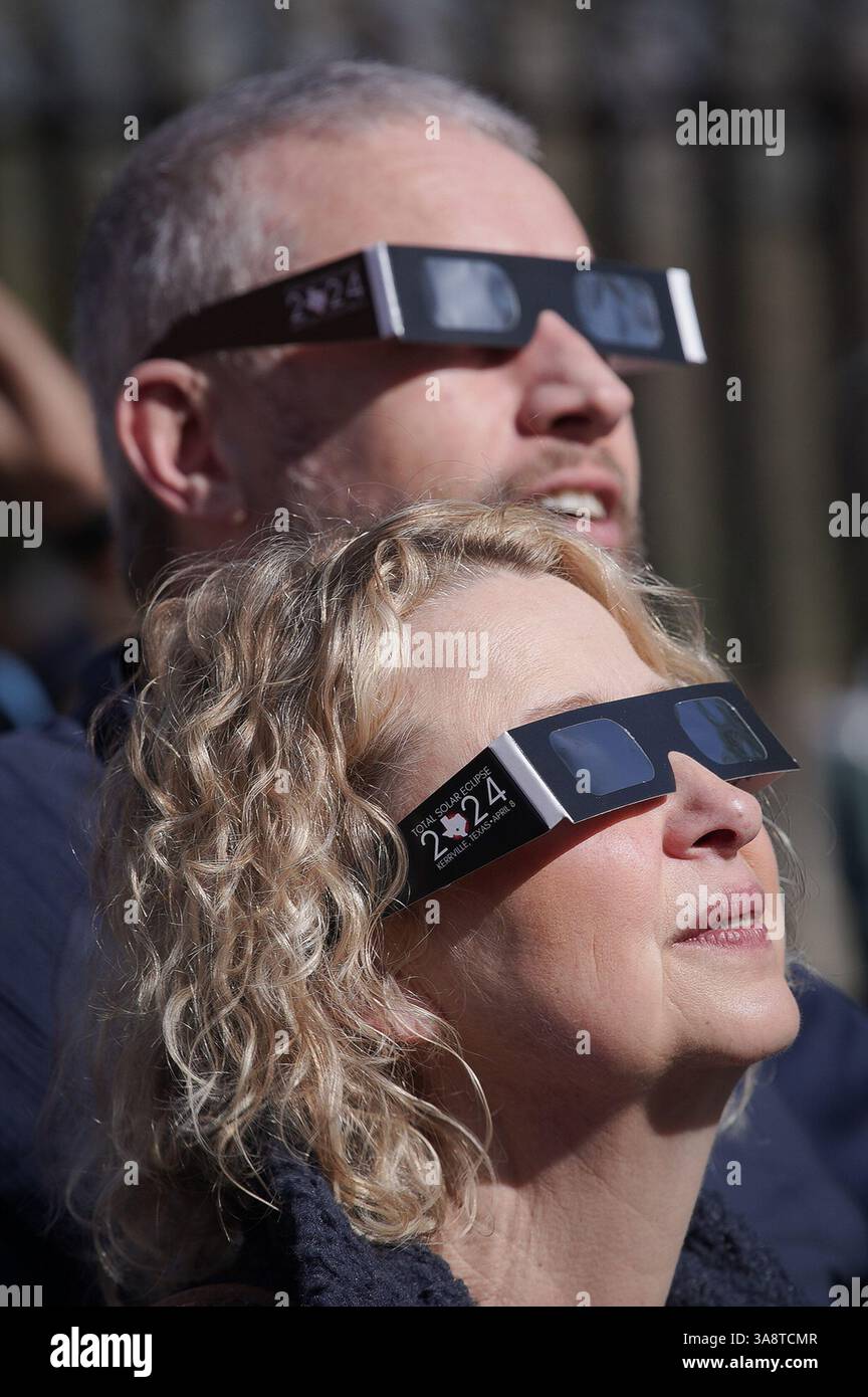 London, UK. 29th March, 2025. UK Weather: Watching the partial solar ...