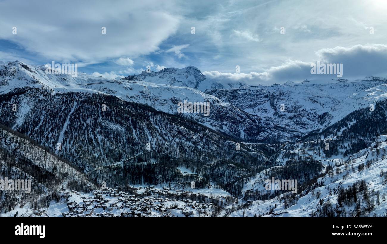 Panoramic landscape of Zermatt city Valley famous travel ski resort and ...