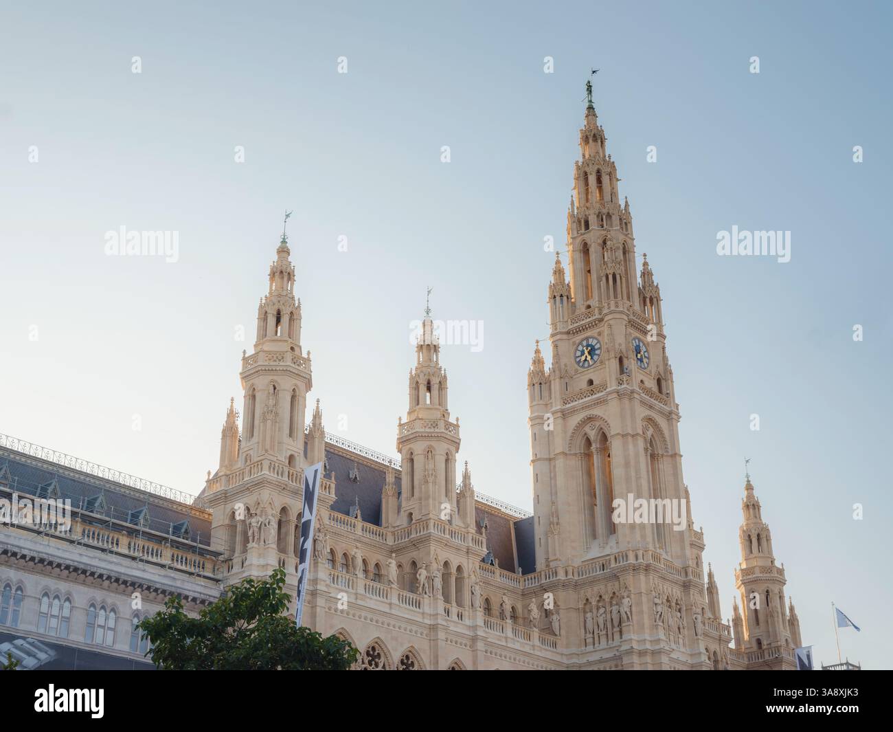 Majestic Vienna Town Hall in the city center - historic neo-Gothic ...
