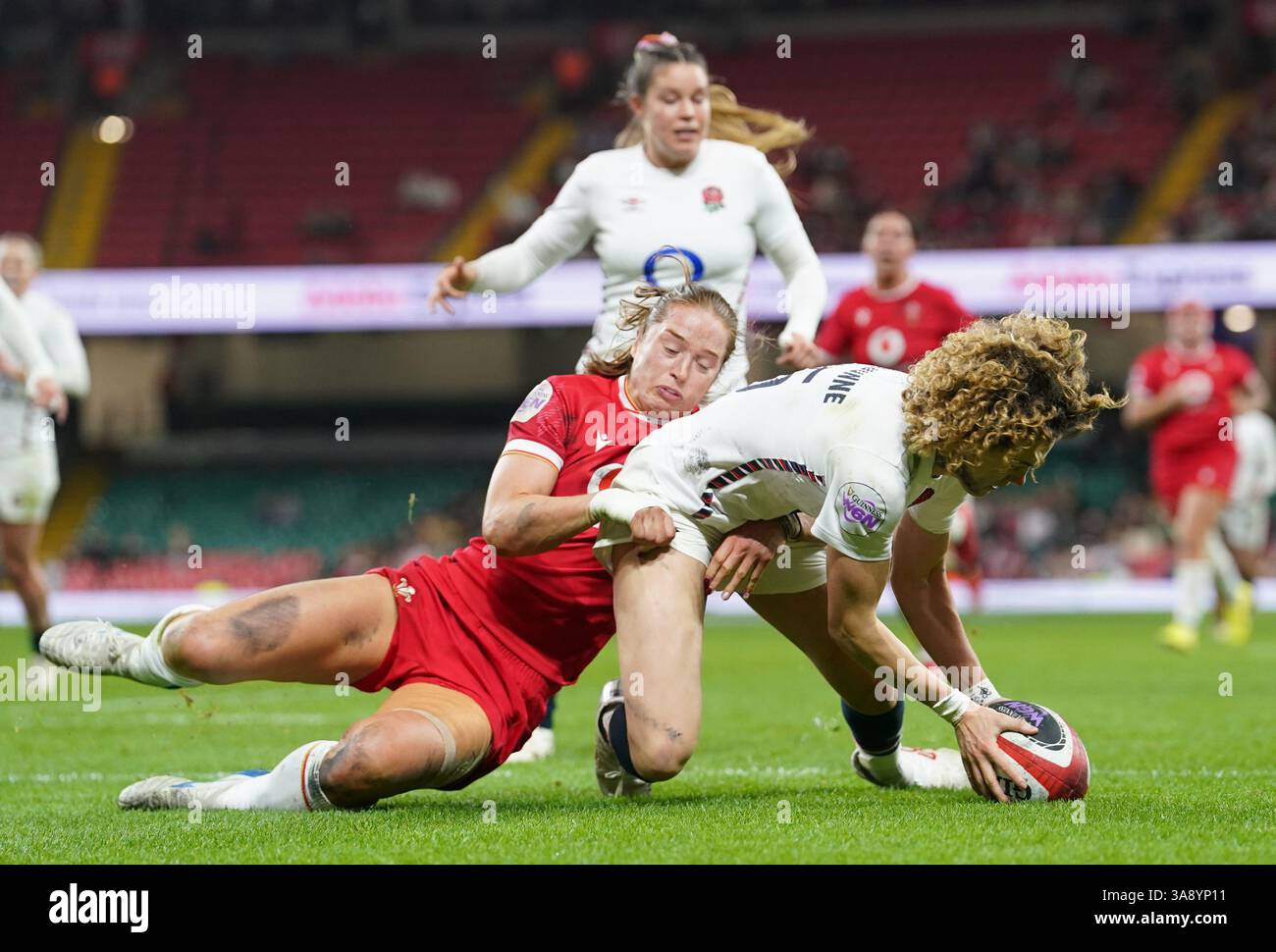 England Kildunne Six Nations Positional Changes Reflect Squad Challenges