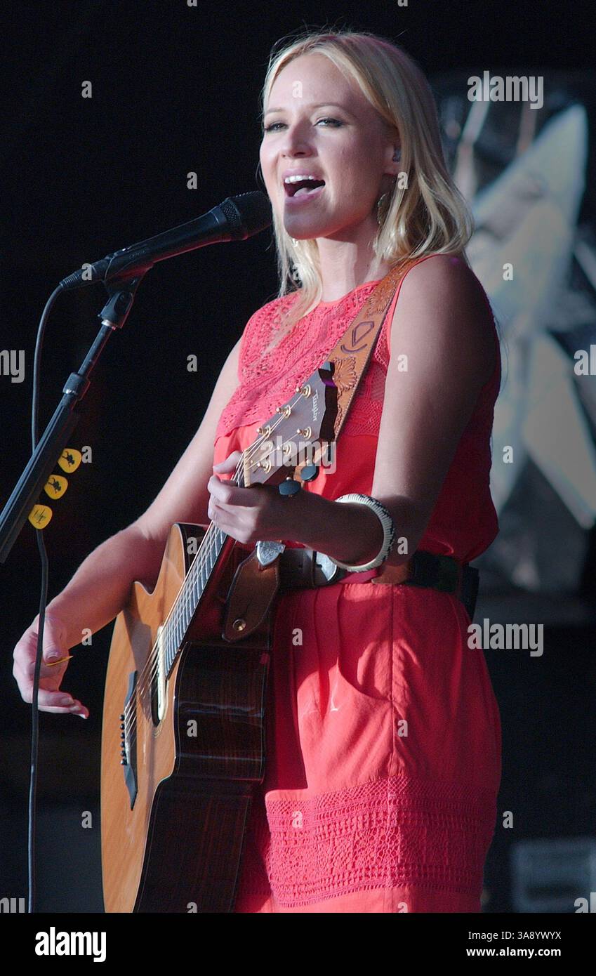 July 18, 2008 - Morristown, OH, U.S. - 17 July 2008 - Morristown, Ohio - Country music artist JEWEL aka Jewel Kilcher performs on Day One during Jamboree In The Hills 2008. Photo Credit: Jason Nelson/AdMedia (Credit Image: © Jason Nelson/AdMedia via ZUMA Wire) Stock Photo