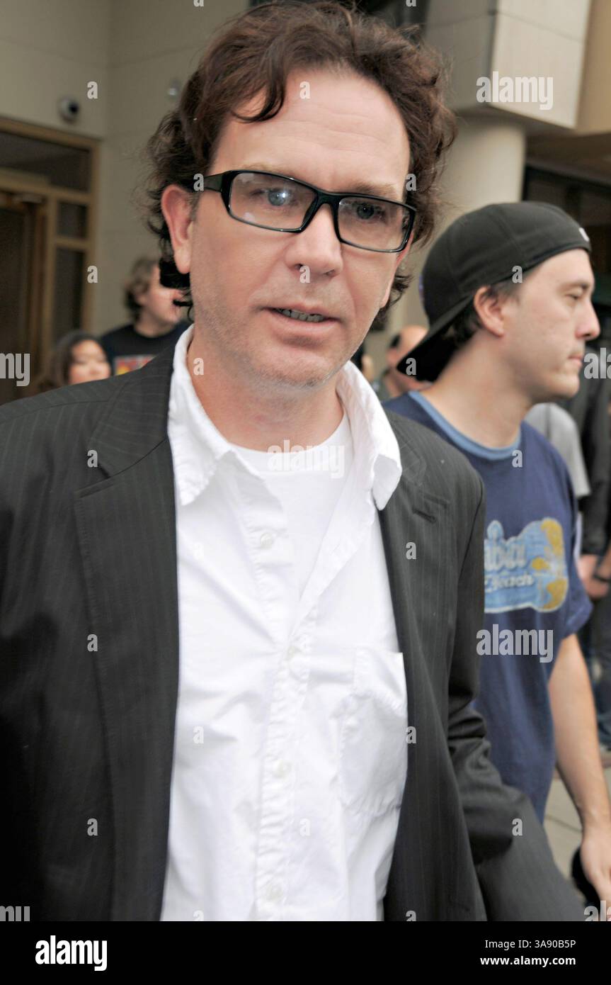 Hutton timothy hi-res stock photography and images - Page 2 - Alamy, image size:863x1390