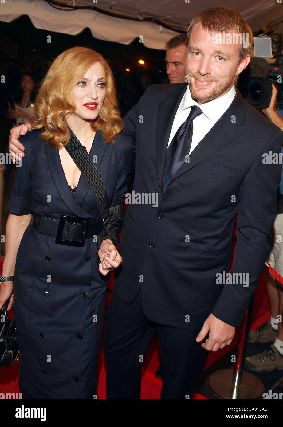 Liz Rosenberg Liz rosenberg and madonna hi-res stock photography and images - Alamy