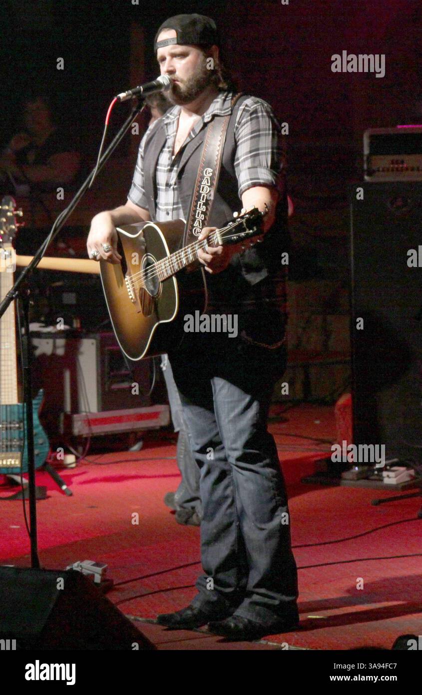 Houseir Comp Randy houser during hi-res stock photography and images - Alamy