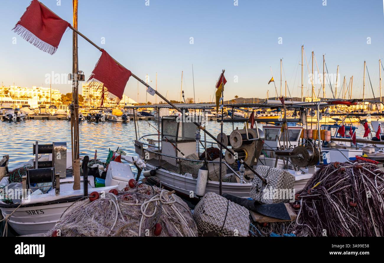 Puerto de fondo hi-res stock photography and images - Alamy, image size:1300x890