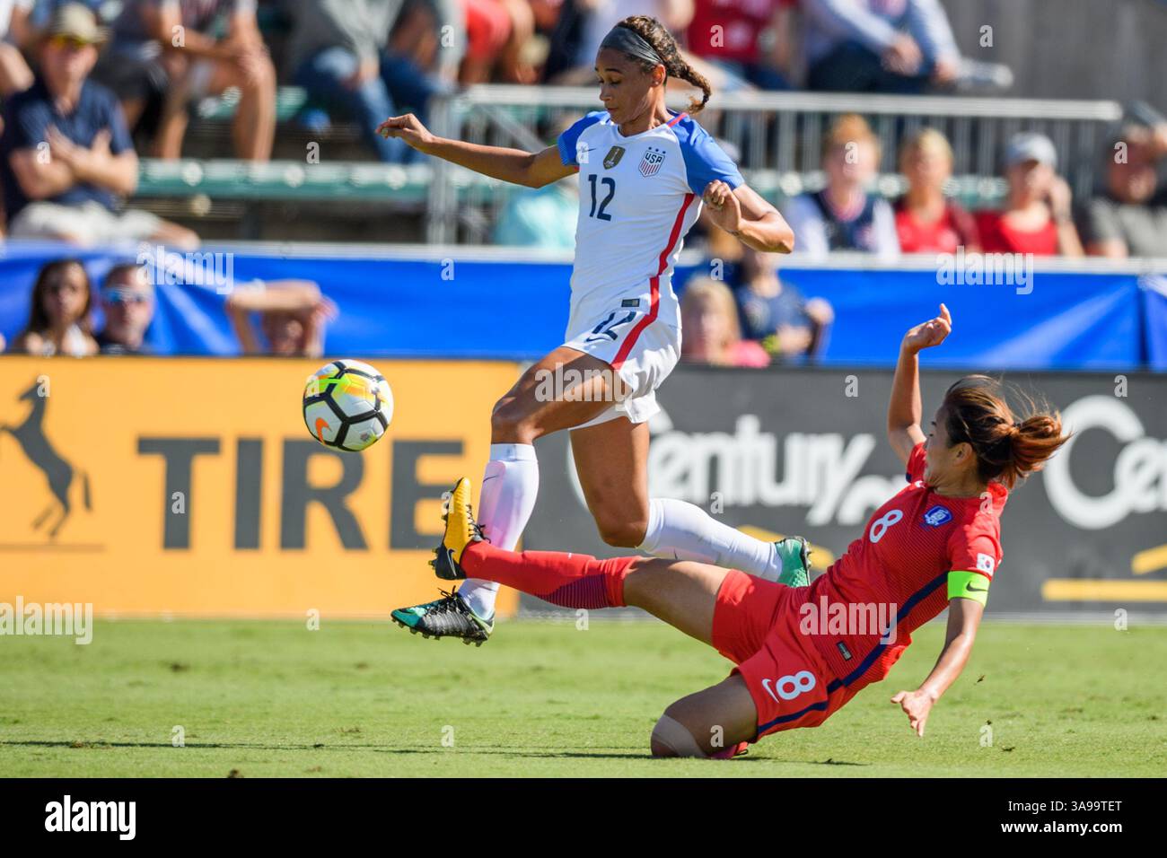 US Forward Lynn Williams (12) and Korea Defender Cho Sohyun (8) during the Women's International Soccer match between Korea and the United States at WakeMed Soccer Park in Cary, NC on October 22, 2017. Jacob Kupferman/CSM(Credit Image: &copy; Jacob Kupferman/CSM via ZUMA Wire) Stock Photo