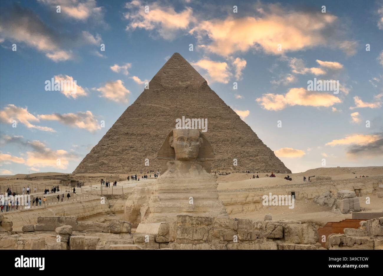 The Great Sphinx of Giza and the Pyramid of Khafreat sunset, Egypt ...