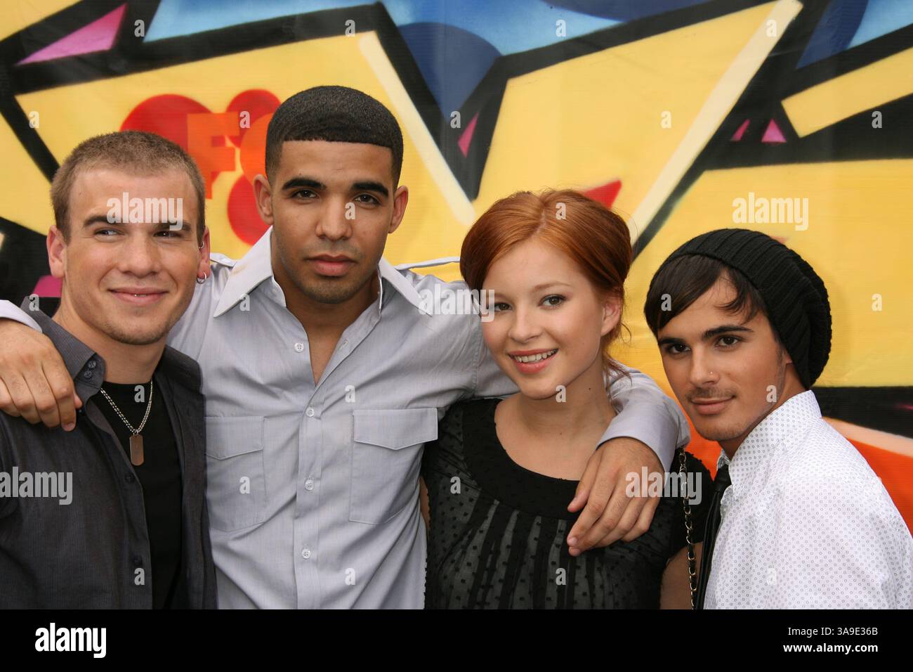 Aubrey graham degrassi hi-res stock photography and images - Alamy
