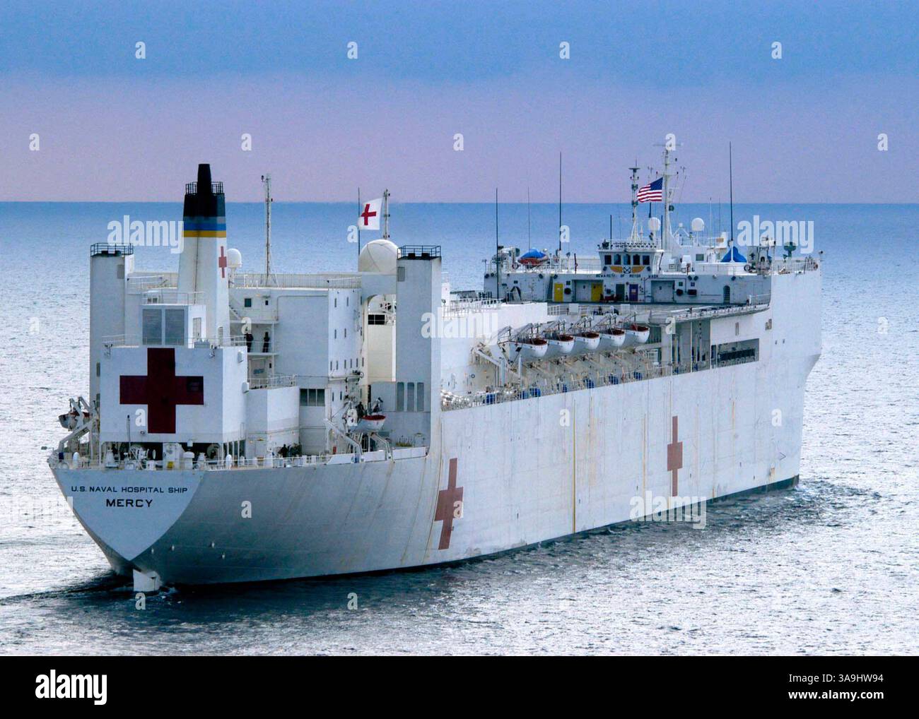 Mercy Operating 03 operation unified assistance hi-res stock photography and images - Alamy