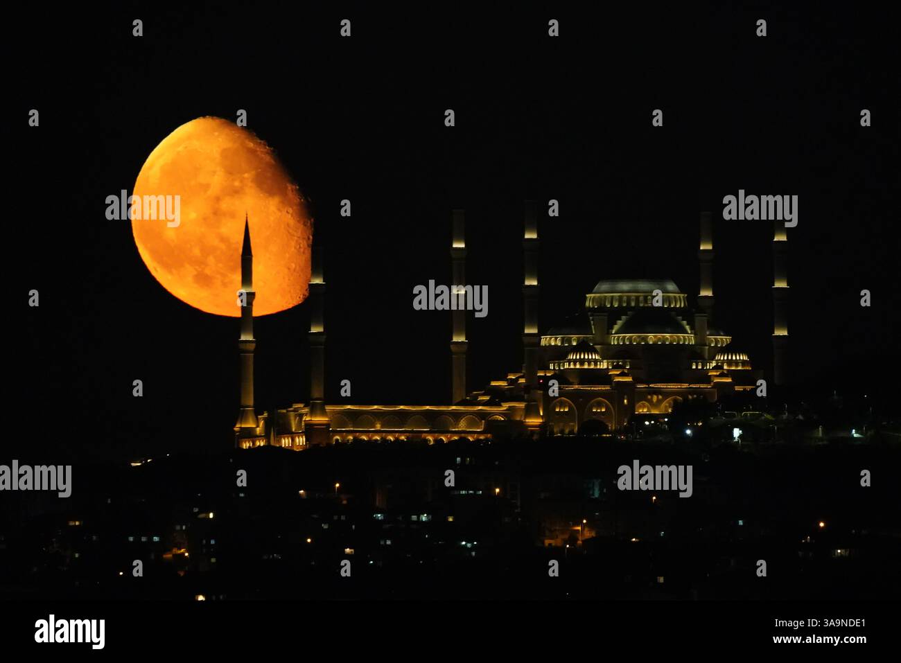 Moon rise over Buyuk Camlica Mosque, Istanbul City, Turkiye Stock Photo ...