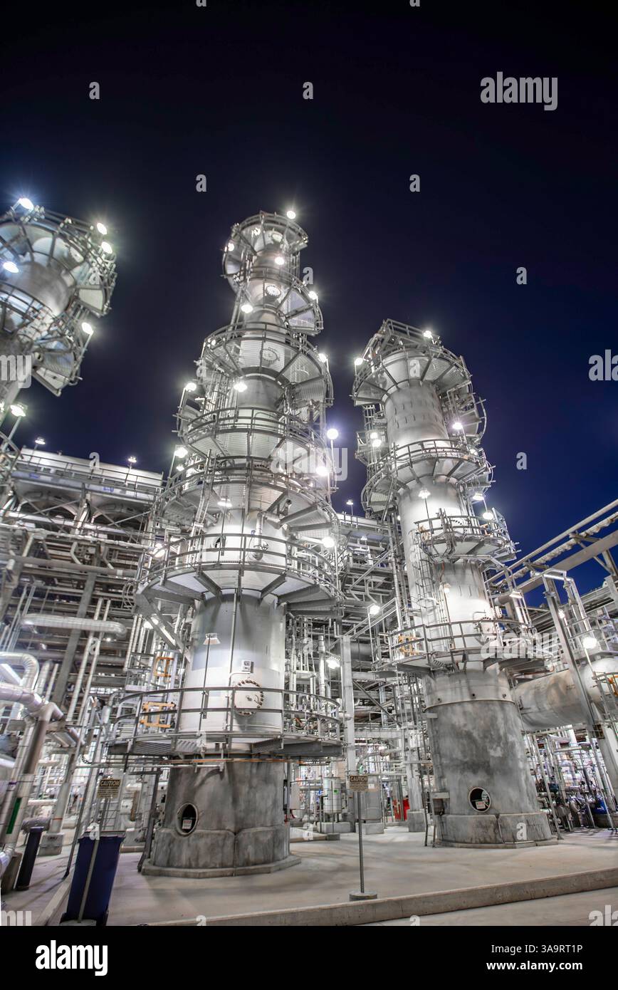 Images around a refining complex Stock Photo - Alamy