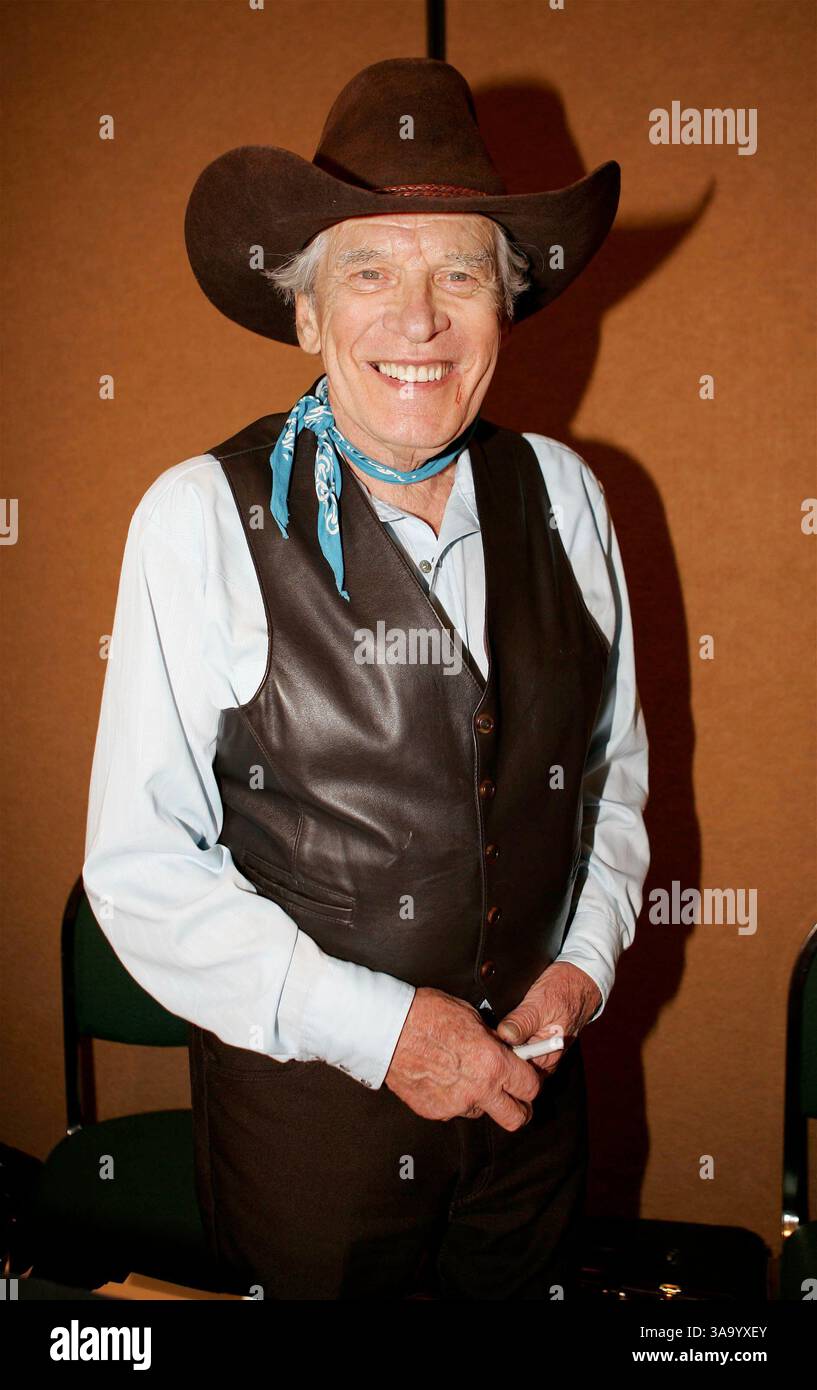 Oct 01, 2005; Burbank, CA, USA; PETER BRECK at the Hollywood Collectors ...