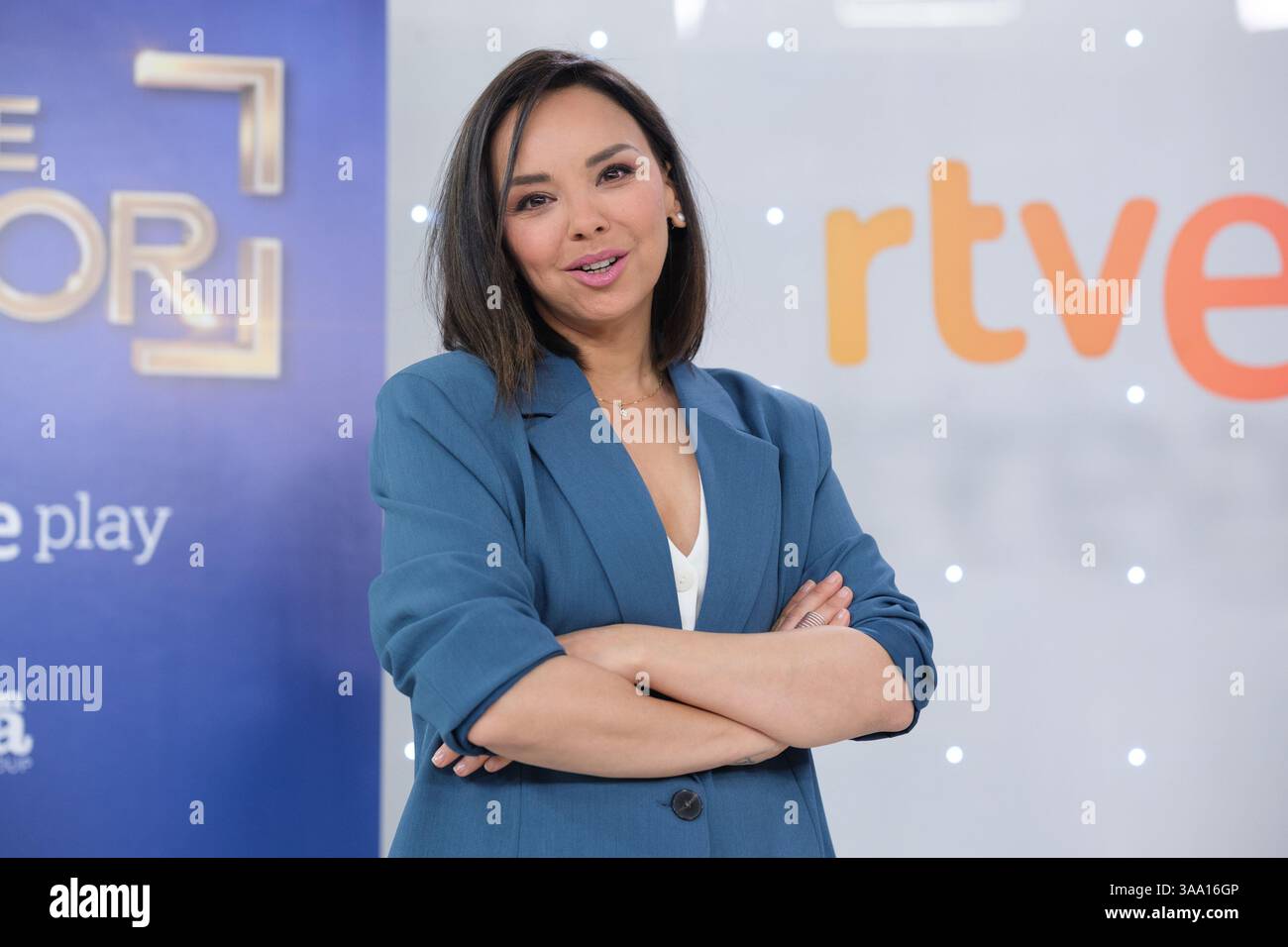 Spanish singer Chenoa attends to the presentation of 