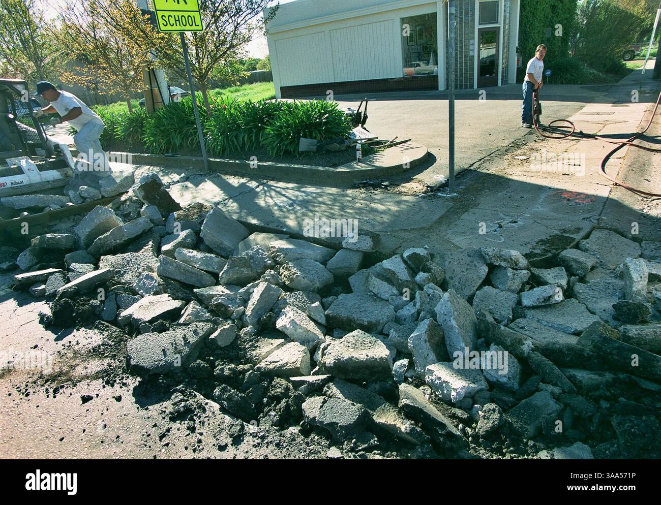Retrofitting Ramp Gassaway hi-res stock photography and images - Alamy