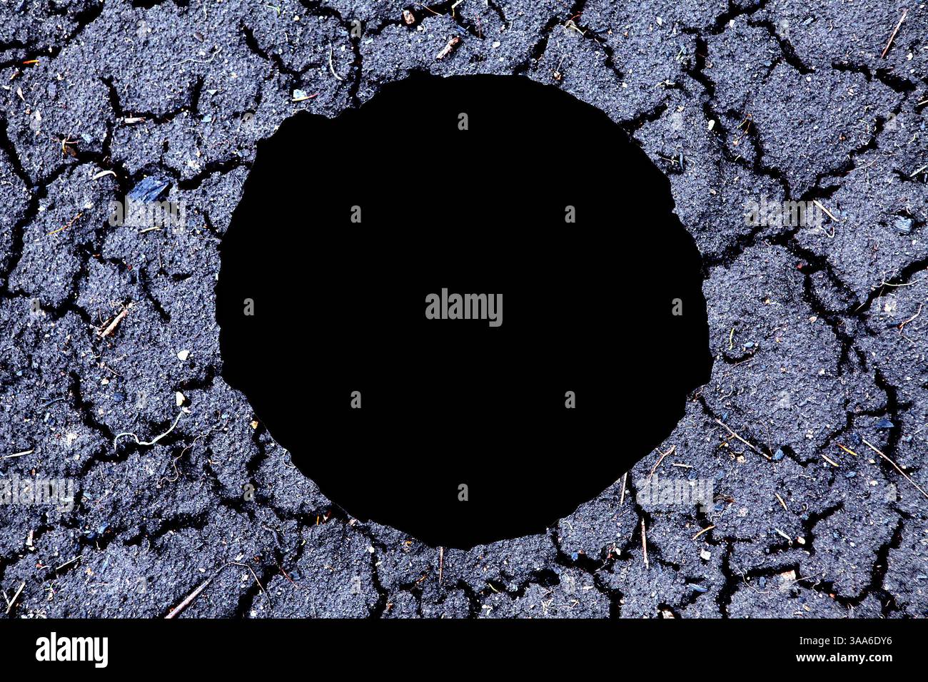 Hole in the ground outline hi-res stock photography and images - Alamy
