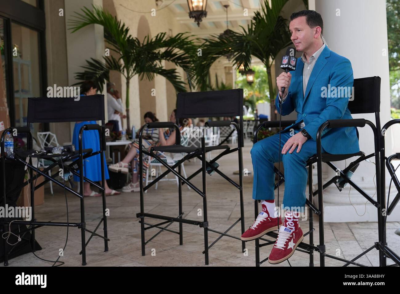 NFL Network reporter Ian Rapoport broadcasts from the NFL football ...