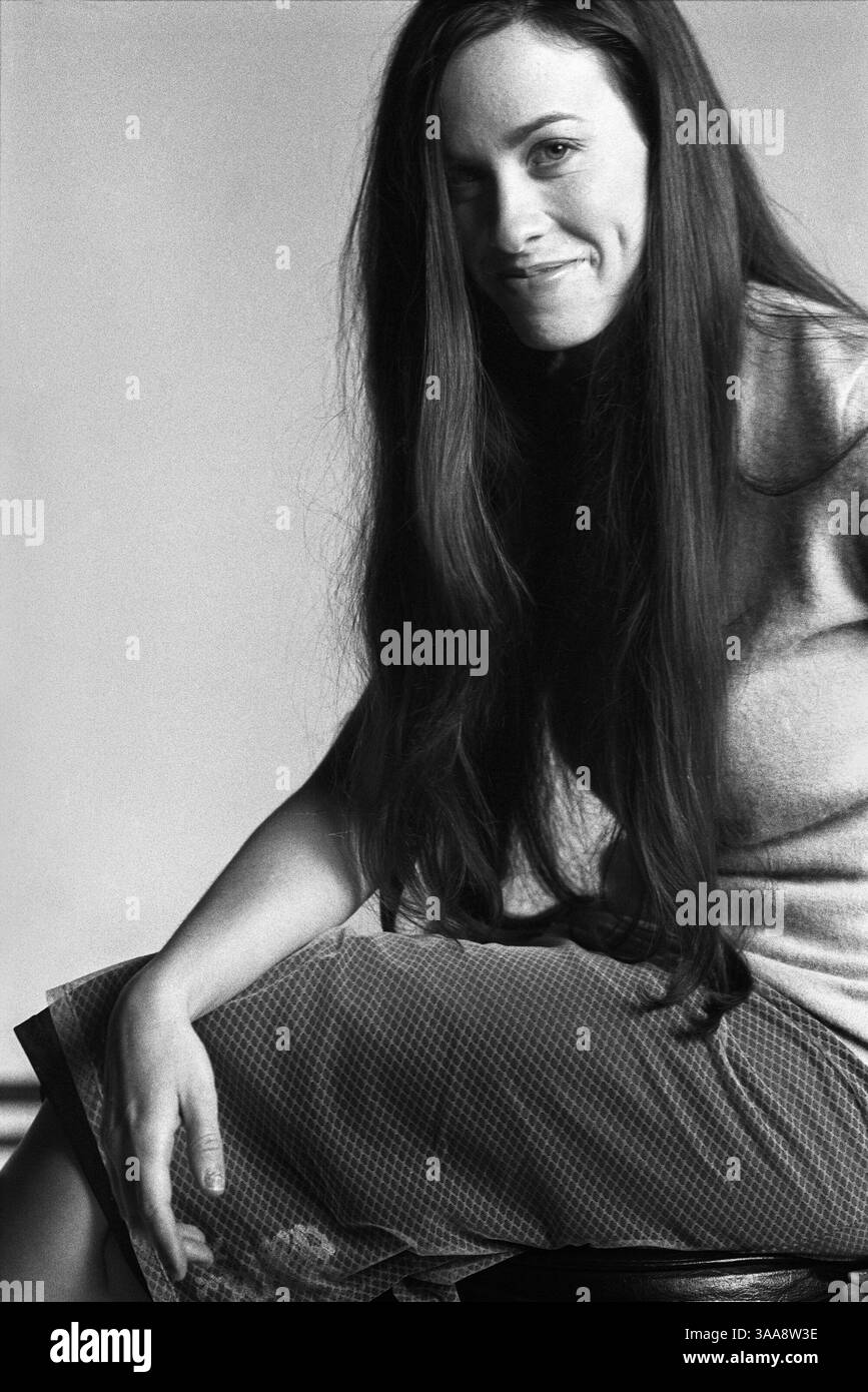 Alanis morissette singer Black and White Stock Photos & Images - Alamy