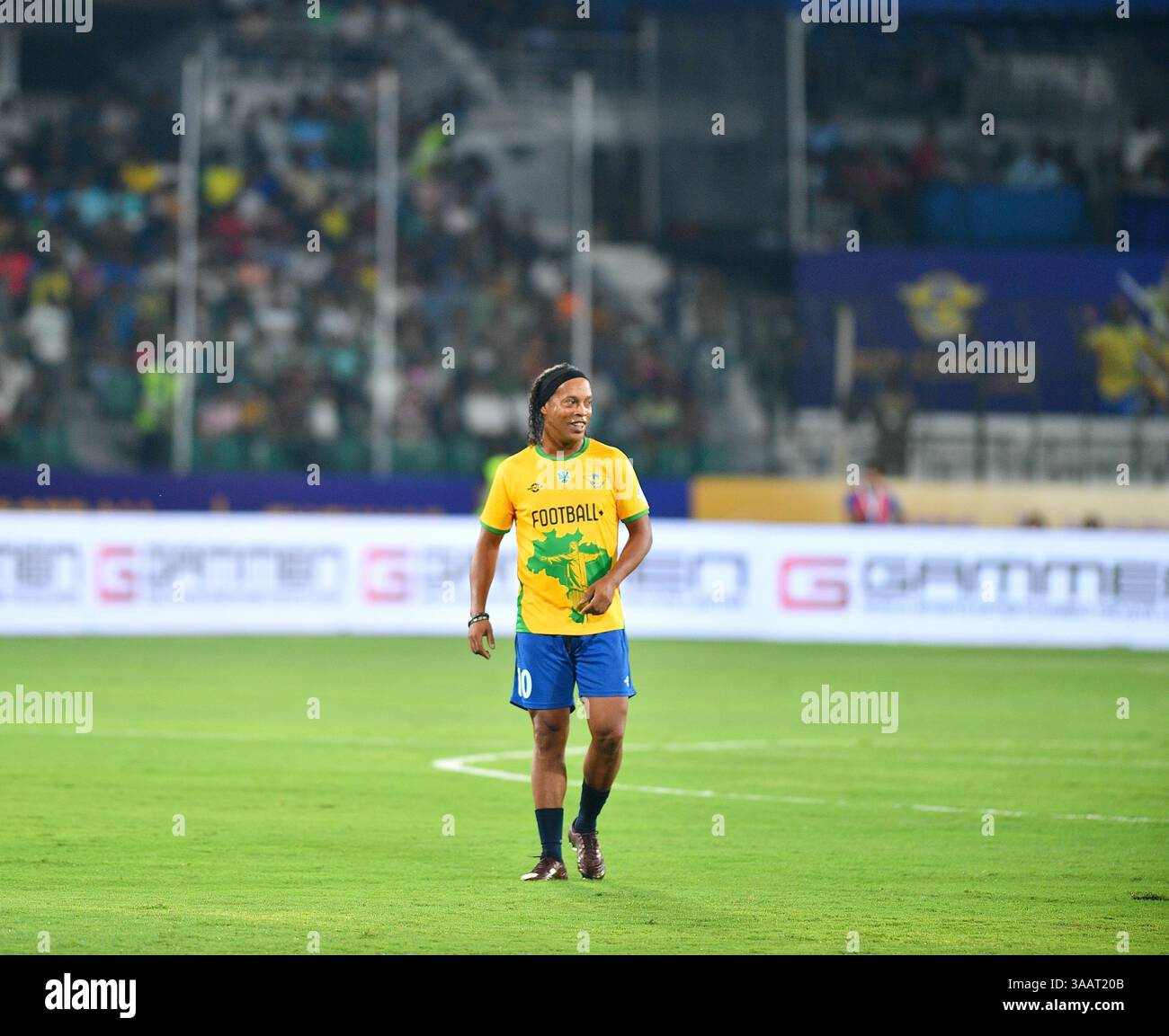 Ronaldinho brazil games hi-res stock photography and images