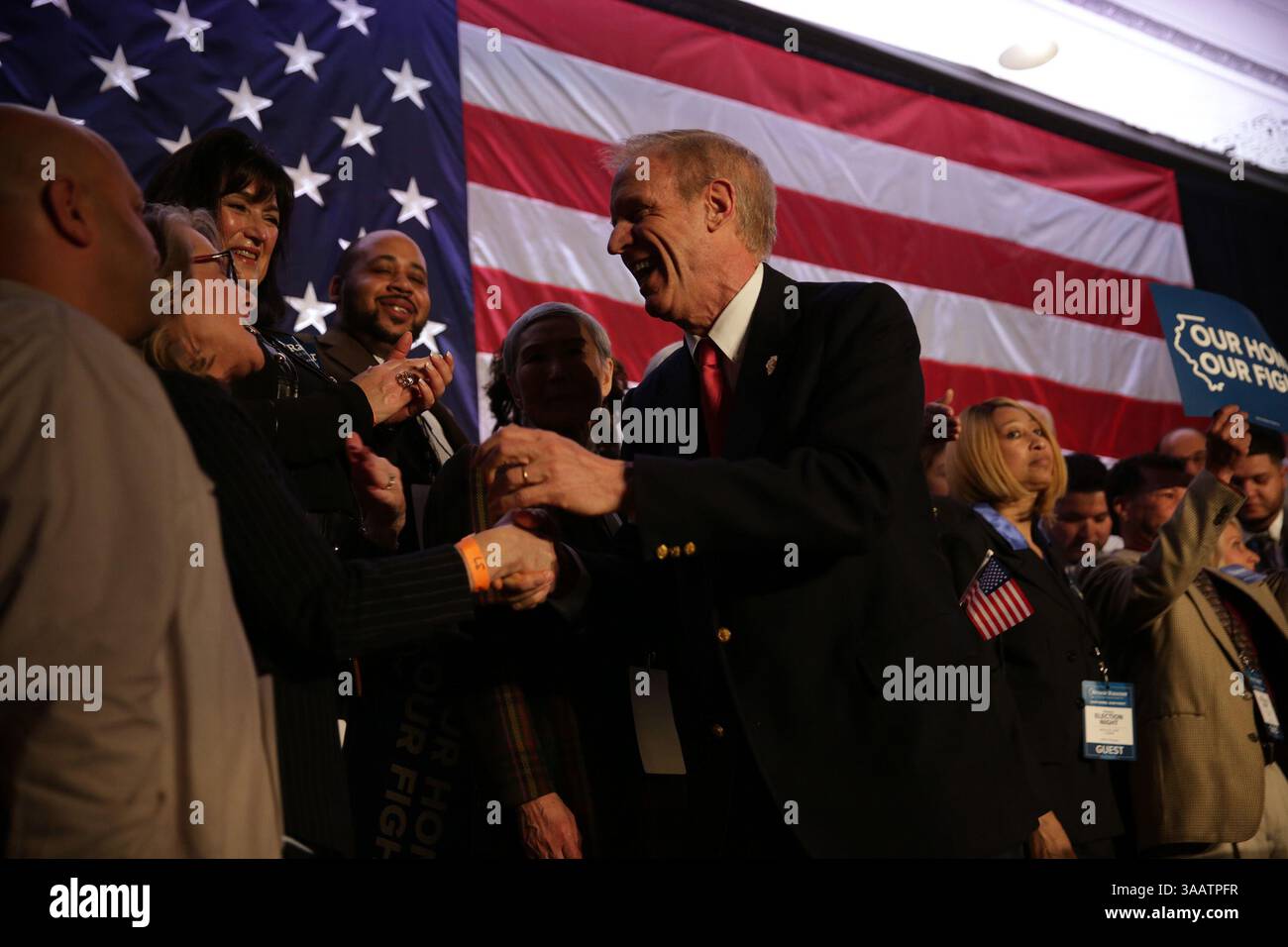 Bruce Rauner Rally 11003010 hi-res stock photography and images - Alamy