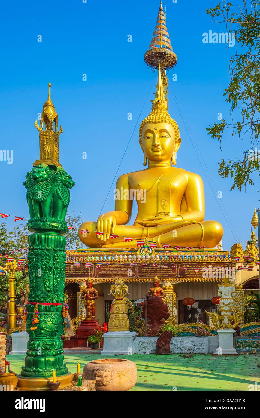 Thailand, Ubon Ratchathani, Wat Tai Phra Chao Yai Ong Tue Buddhic ...