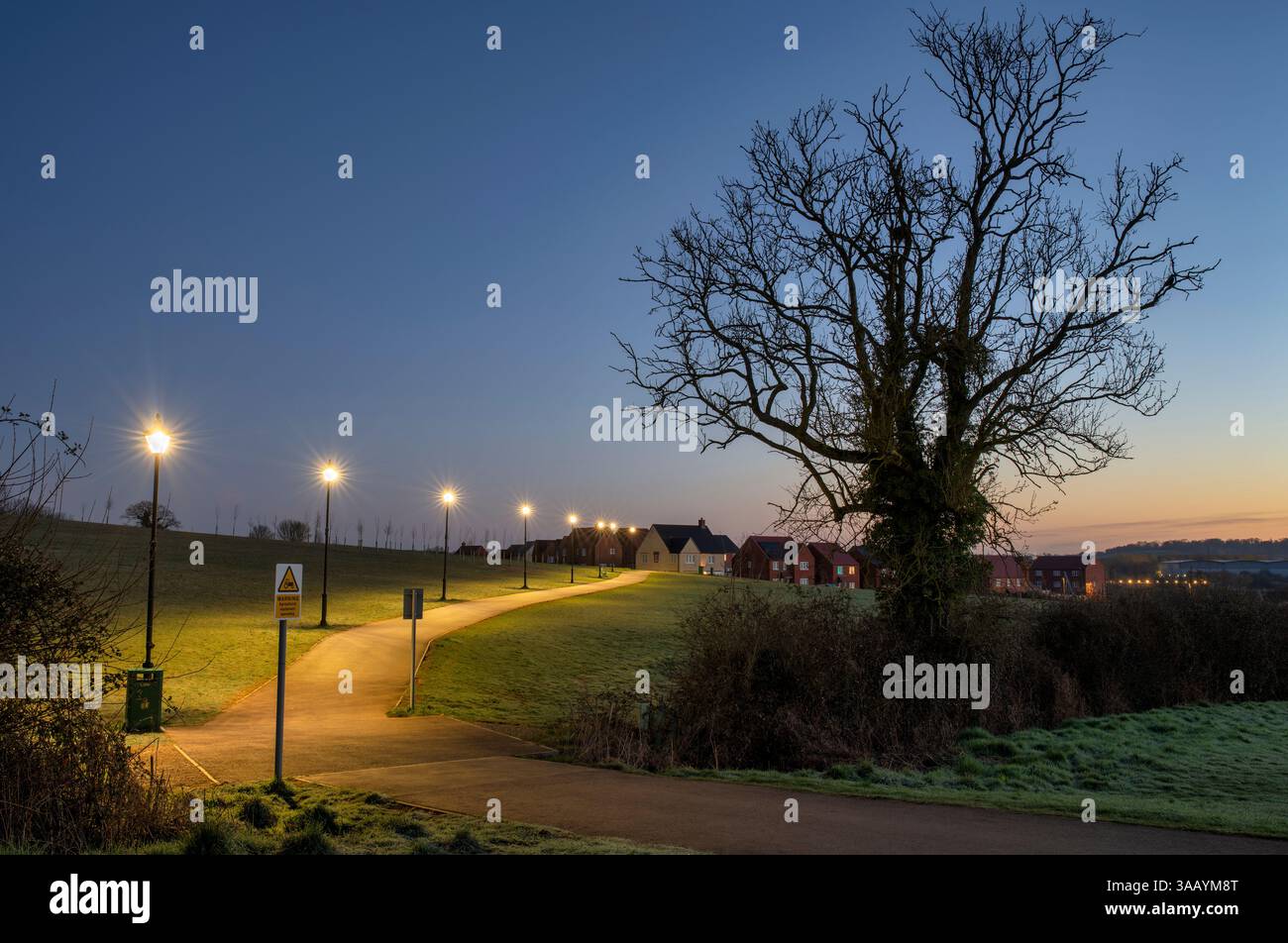 Longford park green space at dawn in march. Banbury, Oxfordshire, England Stock Photo