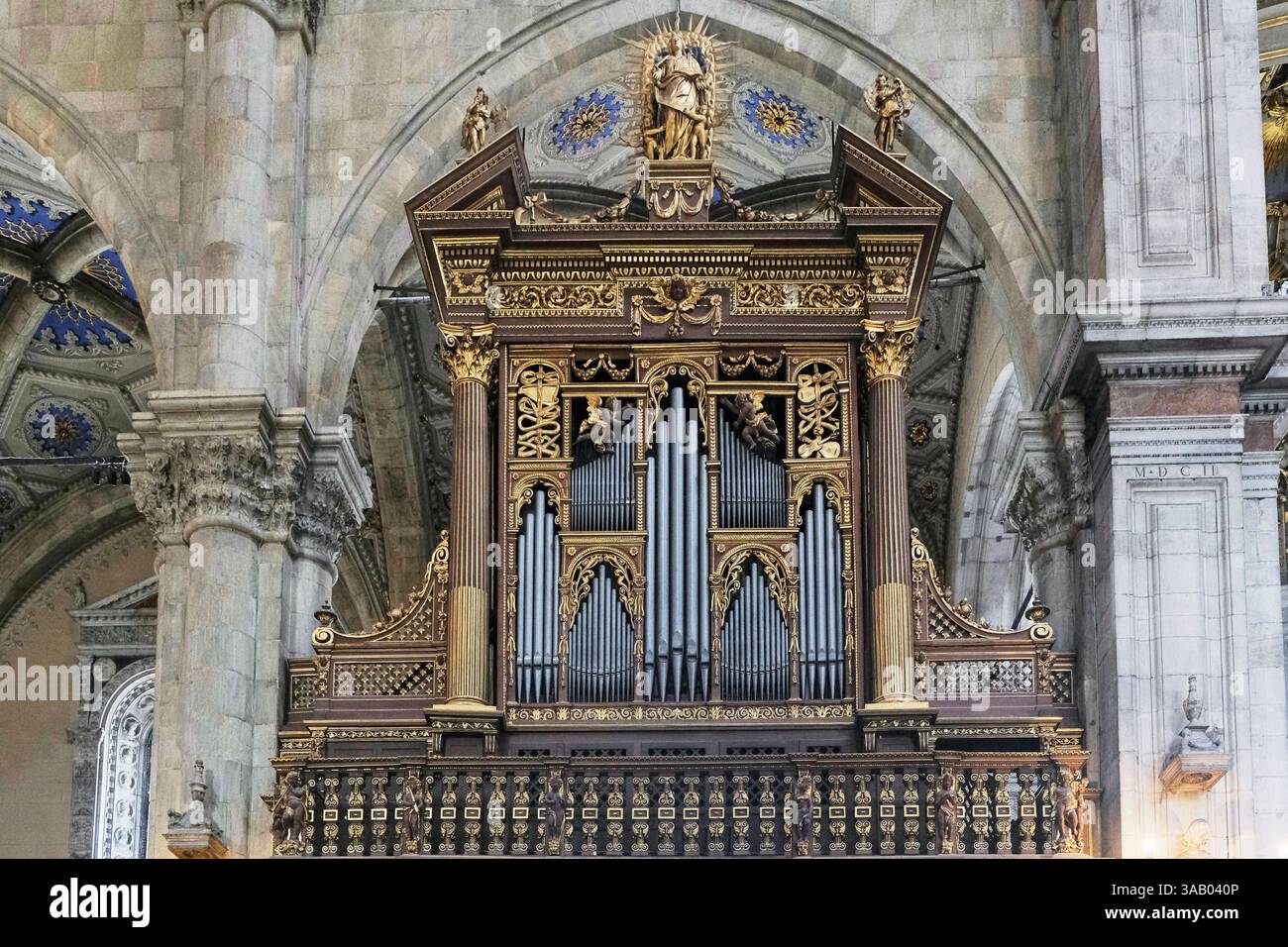 Italy, Lombardy, Lake Como, Como, Como Cathedral (Duomo di Como), the ...
