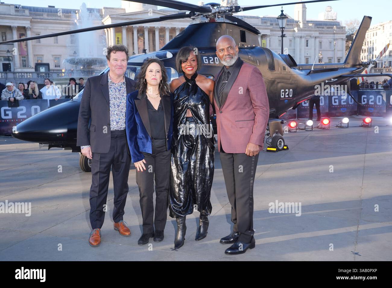 Doug Riggen Left to right patricia hodge hi-res stock photography and images - Alamy