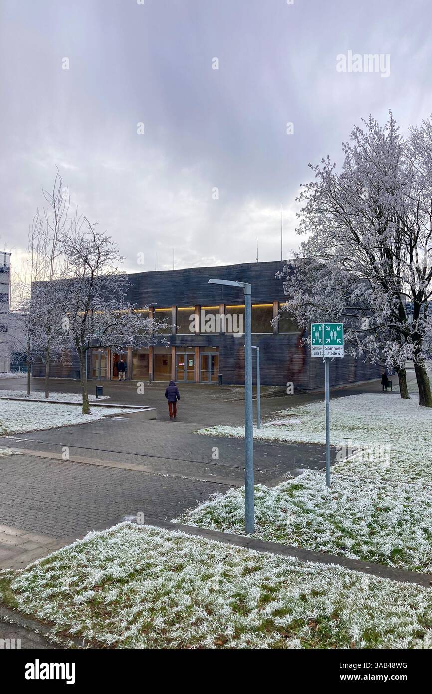 MUNICH, GERMANY - DECEMBER 2, 2024: Frosty morning in campus of Munich Garching Technical University - Smartphone Captured Stock Image