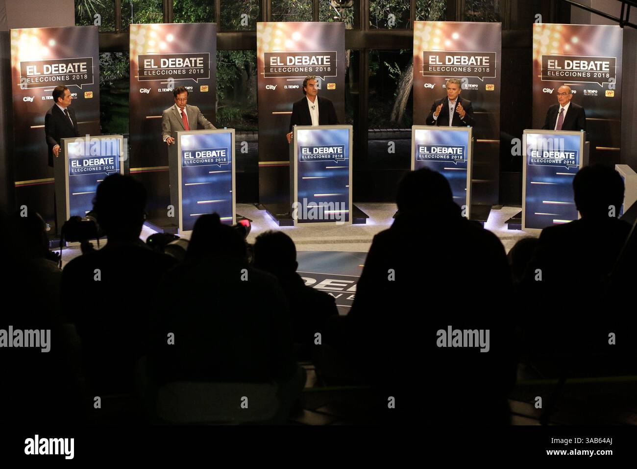 Partido liberal moderado hi-res stock photography and images - Alamy, image size:1300x956