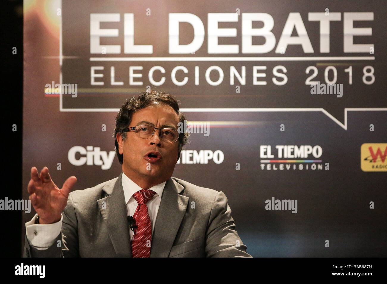 Partido liberal moderado hi-res stock photography and images - Alamy, image size:1300x956