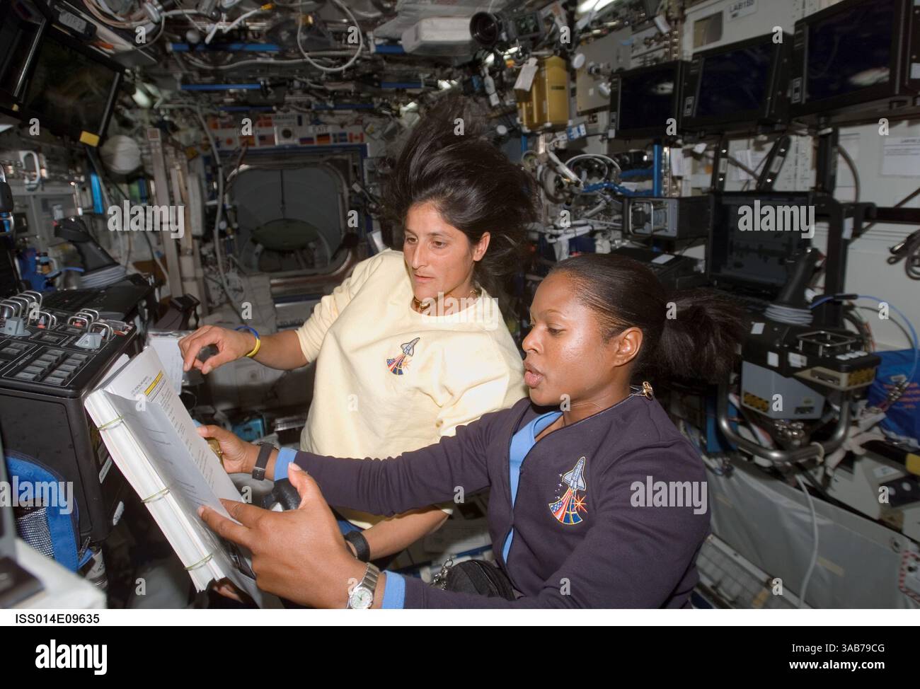 Space station remote manipulator system hi-res stock photography and ...