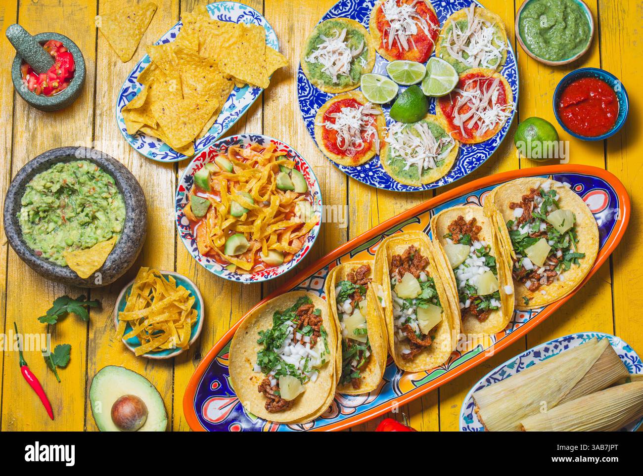 Tacos y chile hi-res stock photography and images - Alamy