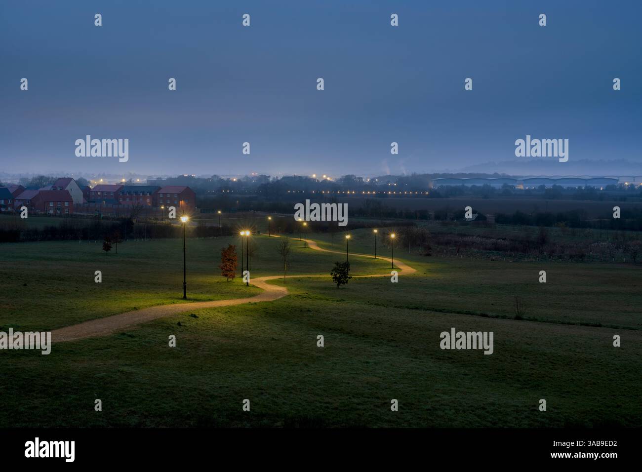 Longford park green space at dawn in march. Banbury, Oxfordshire, England Stock Photo
