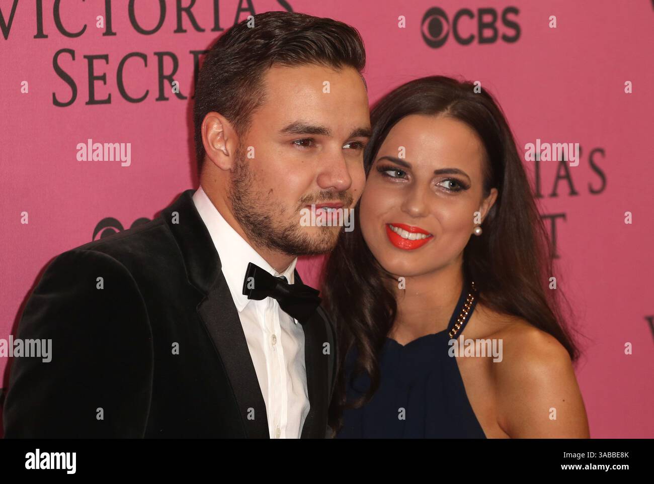 Liam payne and sophia smith hi-res stock photography and images - Alamy, image size:1300x963