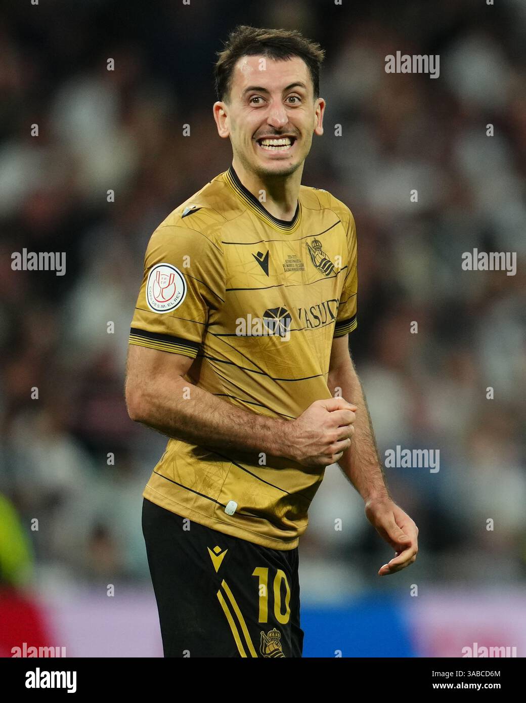 mikel-oyarzabal-of-real-sociedad-during-the-copa-del-rey-match-semi