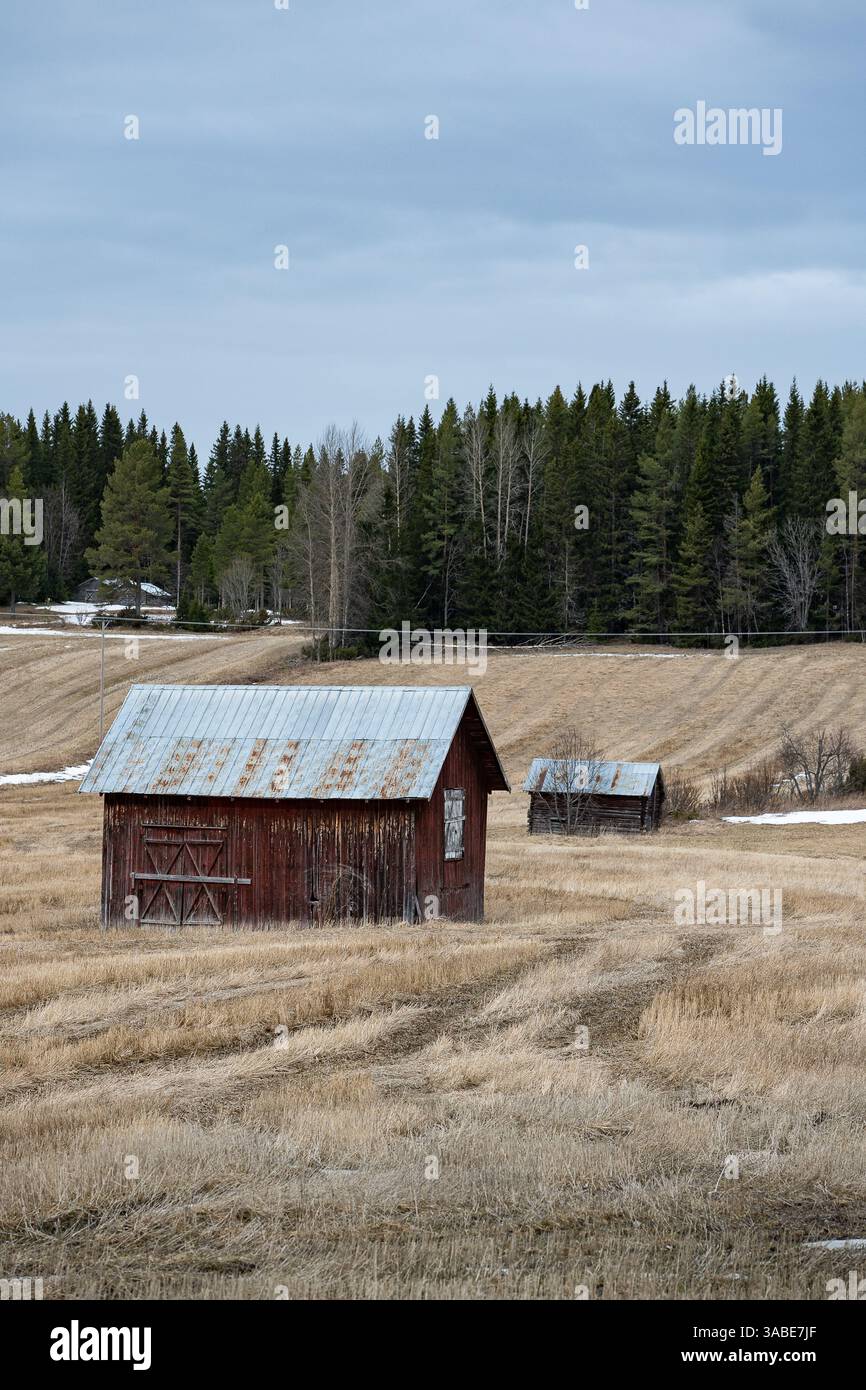 Rural sheds hi-res stock photography and images - Alamy