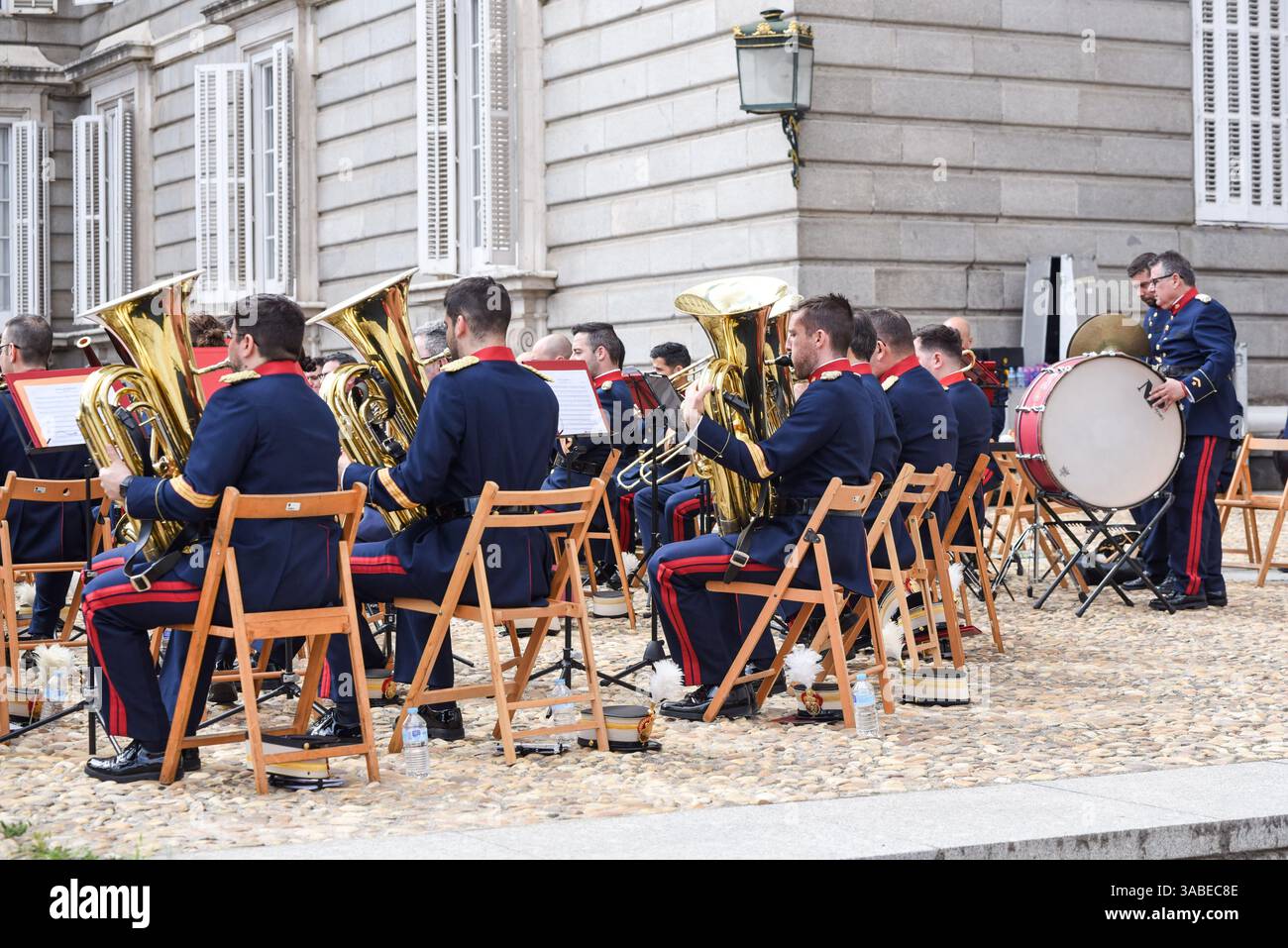 Madrid, Spain - April 2nd, 2025. Concert of the Royal Guard’s ceremonial music band (Unidad de Musica de la Guardia Real) in front of the Royal Palace. This traditional event follows the Solemn Changing of the Guard, held on the first wednesday of every month. Credit: Roberto Arosio/Alamy Live News. Stock Photo
