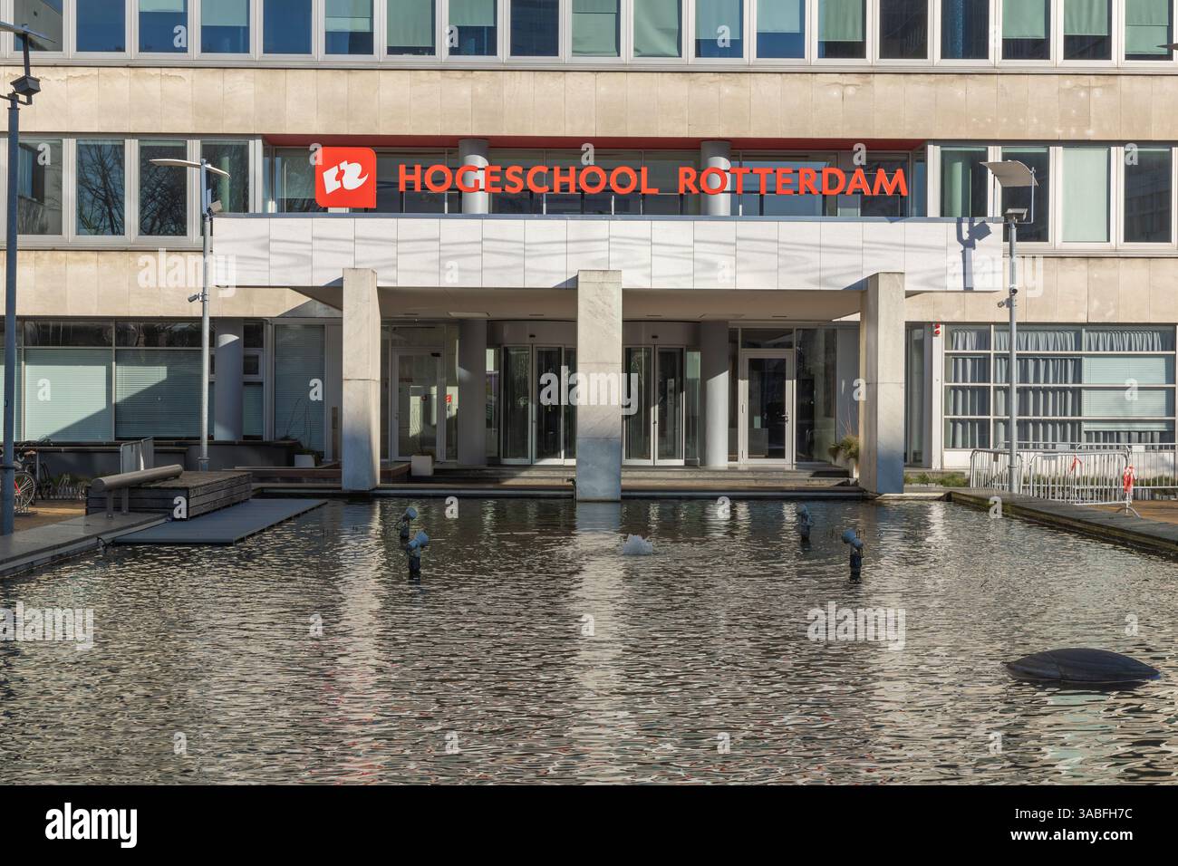 Rotterdam The Netherlands 02 February 2025 Entrance Hogeschool rotterdam-the-netherlands-02-february-2025-entrance-hogeschool