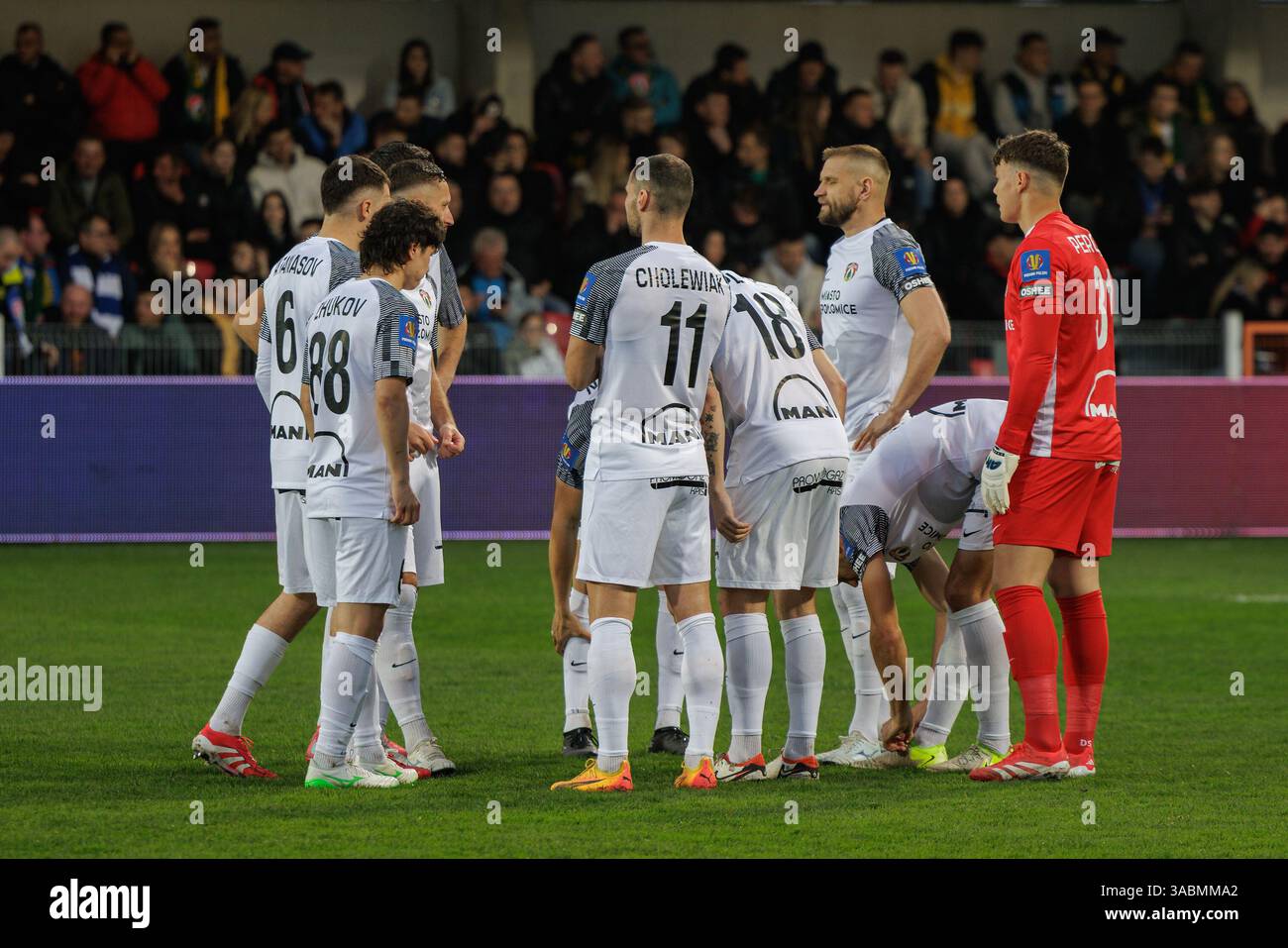 Niepolomice, Poland, Apr 1 2025, Football Match In The Polish Cup Semi-Final Between Puszcza Niepolomice And Pogon Szczecin, Op:  Druzyna Puszcza Niep Stock Photo