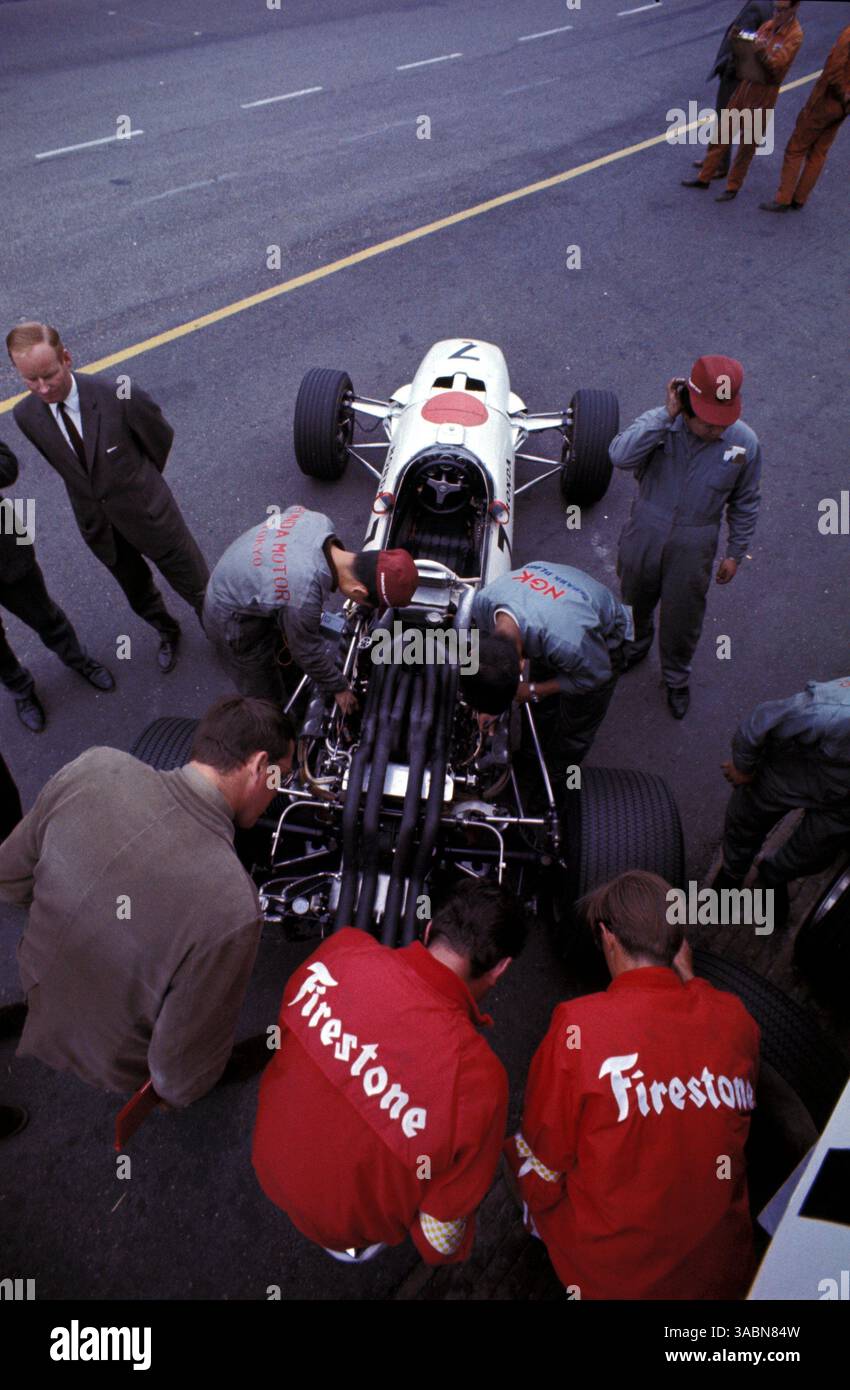 Honda ra273 hi-res stock photography and images - Alamy